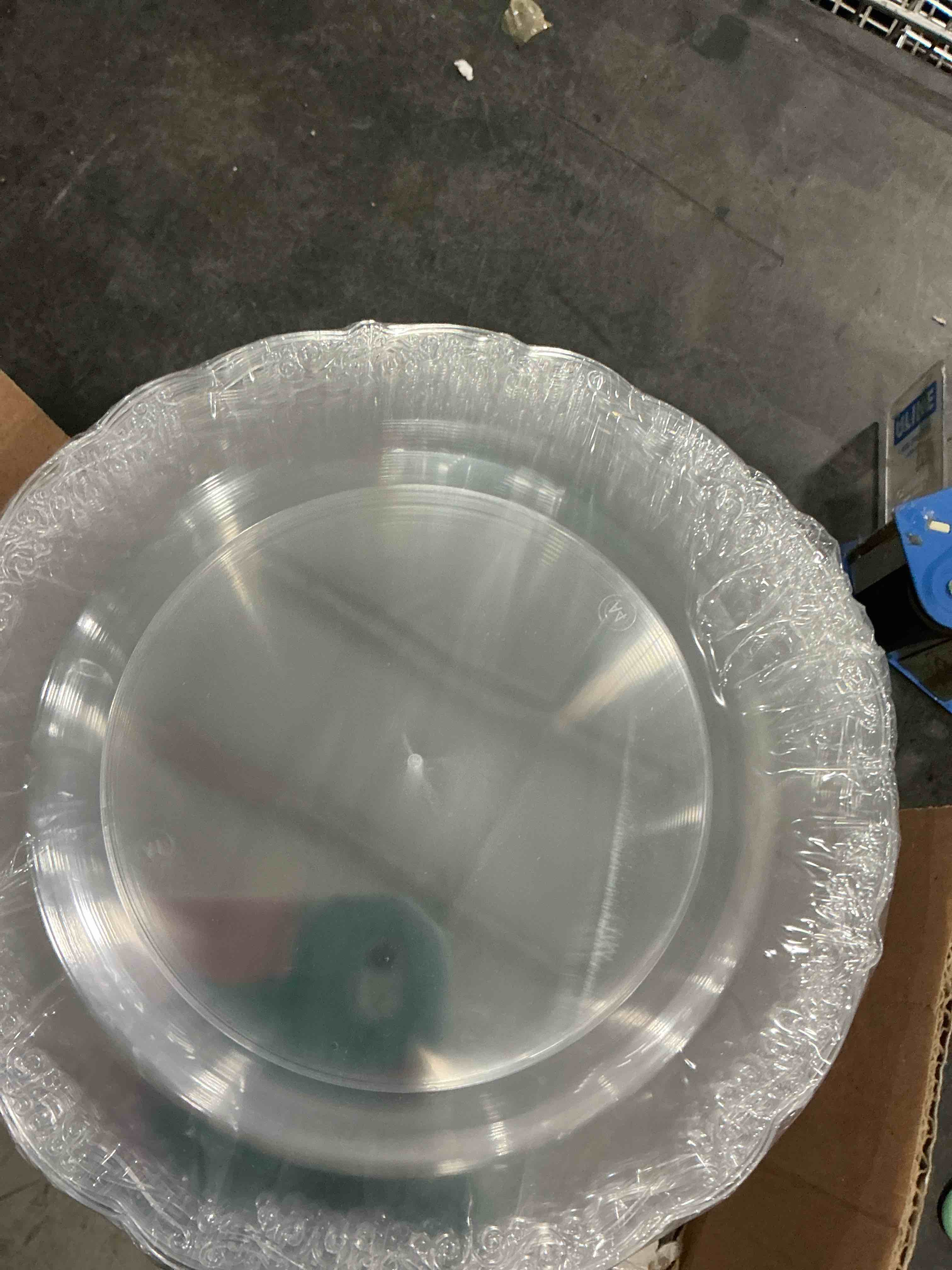 Condition photo showing Good Condition for U-QE 60 Pieces Clear Plastic Plates - 7.5 Inch Clear Disposable Plates - Plastic Appetizer Plates - Premium Hard Dessert Plates - Party Supplies for Birthdays, Celebrations, Wedding and Events 7 inch,60 Pack