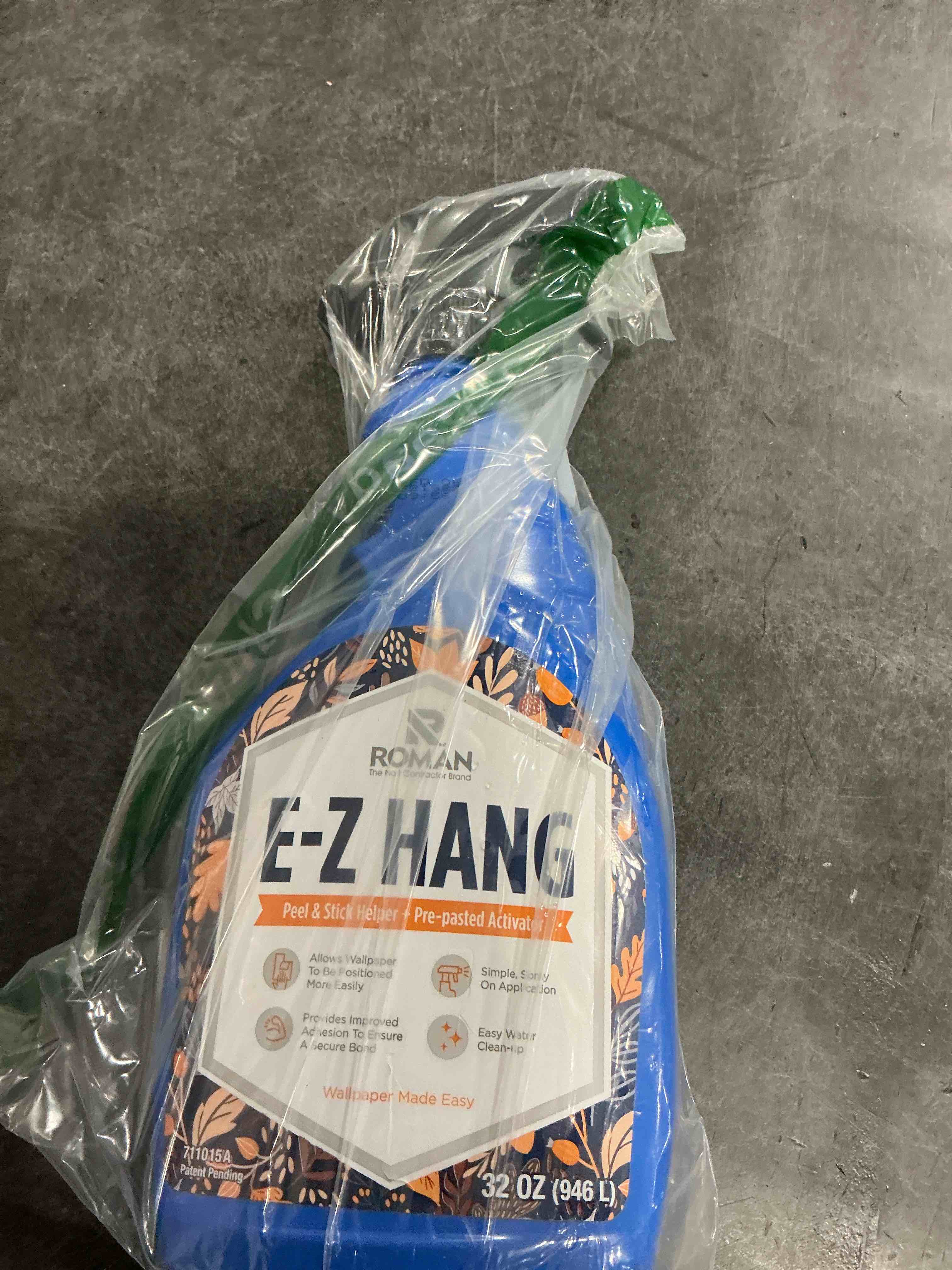 Condition photo showing Good Condition for Roman’s E-Z Hang Peel & Stick Wallpaper Helper + Pre-Pasted Activator, Clear, Non-Staining, 32 Fluid Ounces