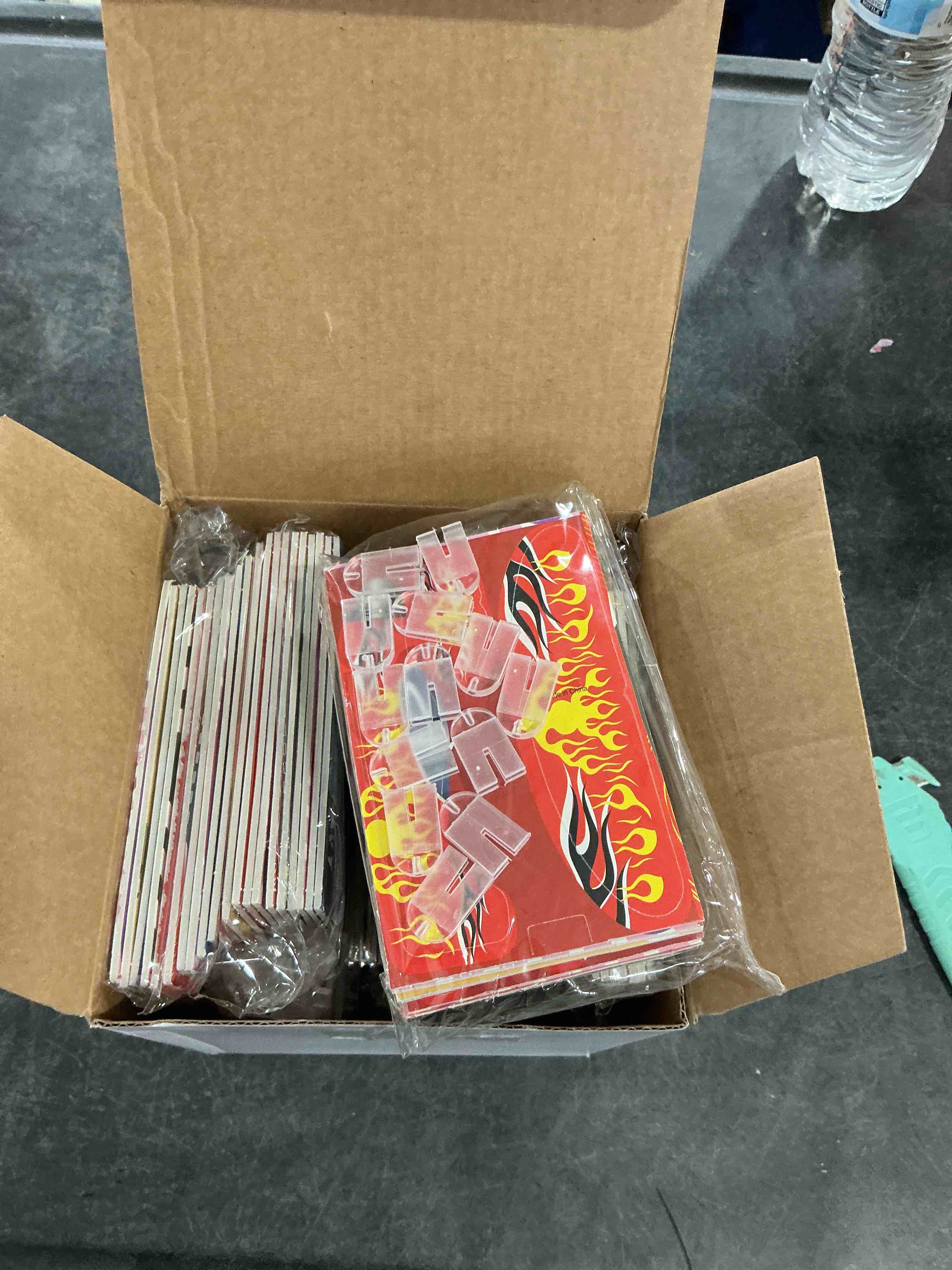 Condition photo showing New/Like New for Hanaive 100 Pcs Foam Glider Planes for Kids, Mini Airplane Toys Bulk Flying Games Toys for Birthday Party Favors Goodie Bag Stuffers Boys Girls Valentines Gifts Classroom Carnival Prizes