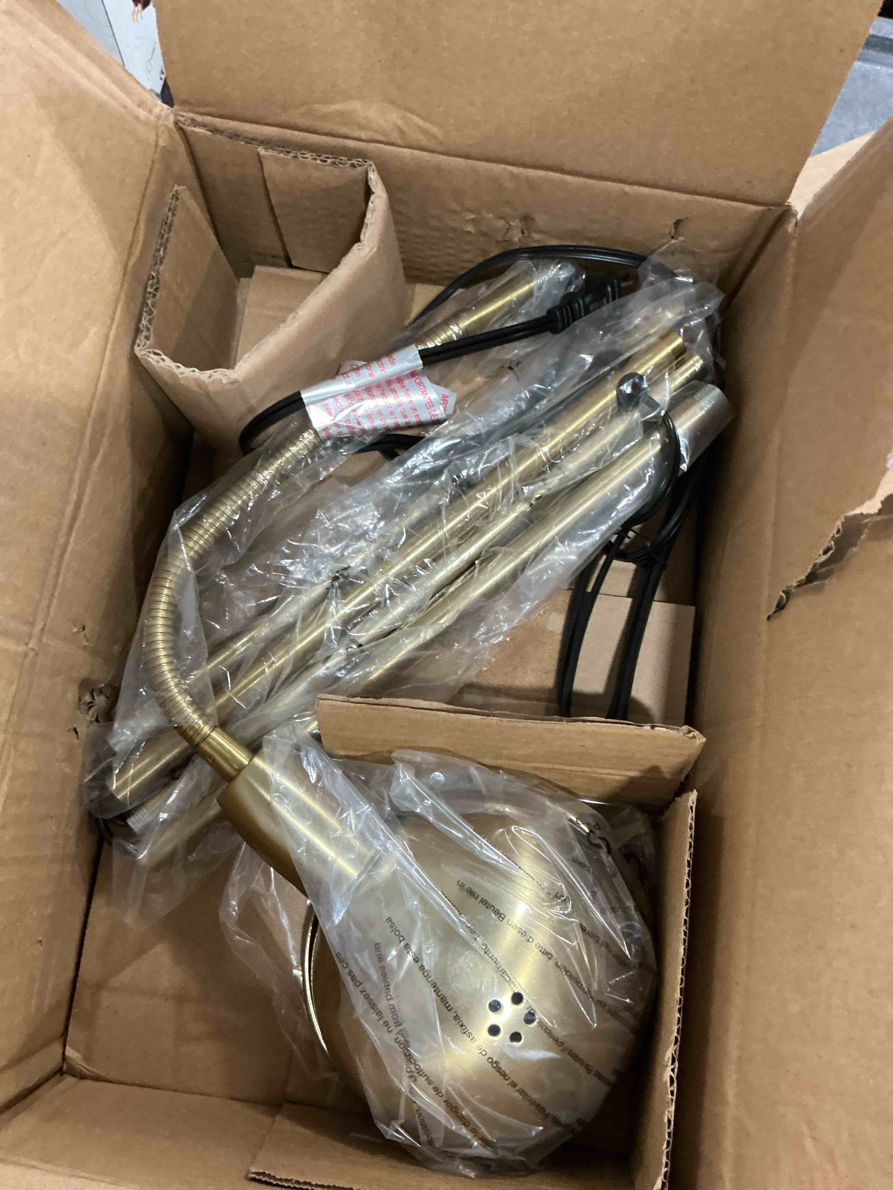 Condition photo showing Good Condition for Dimmable Floor Lamp with Flexible Gooseneck and Rotatable Shade, Modern Style Standing Tall Lamp, E26 Socket, LED Reading Lamp (Gold)