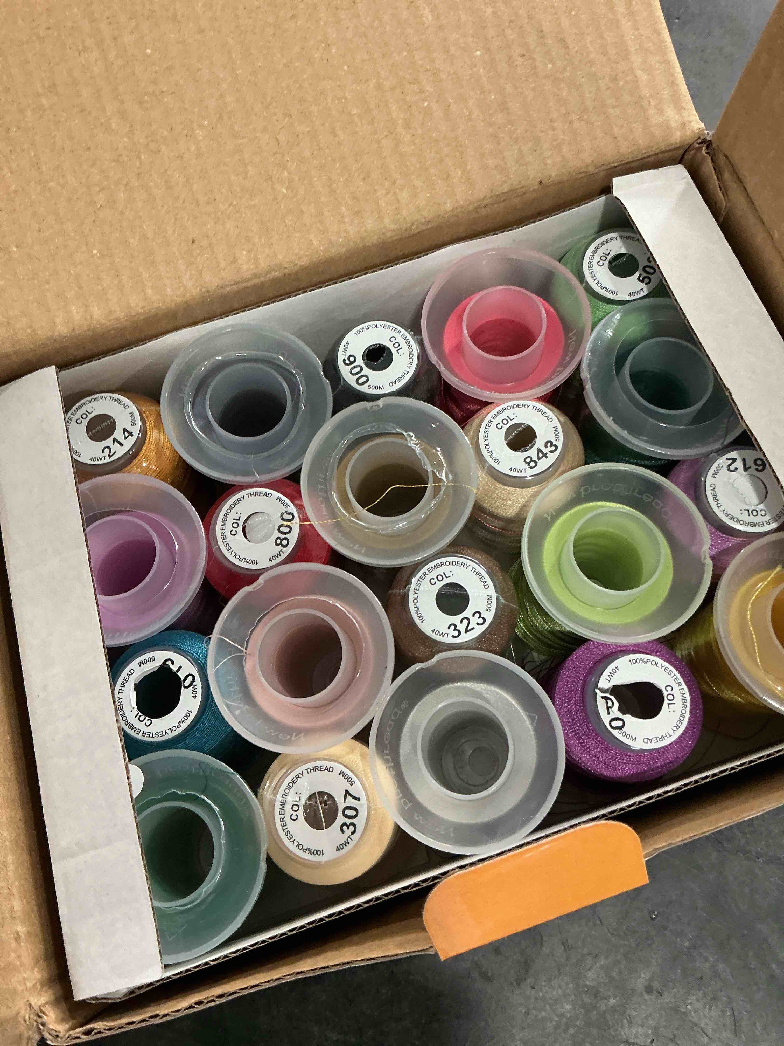 Condition photo showing Good Condition for New brothread 40 Colors Compatible with Brother Polyester Embroidery Machine Thread Kit 500M (550Y) Each Spool Compatible with Brother Babylock Janome Singer Pfaff Bernina Embroidery & Sewing Machine