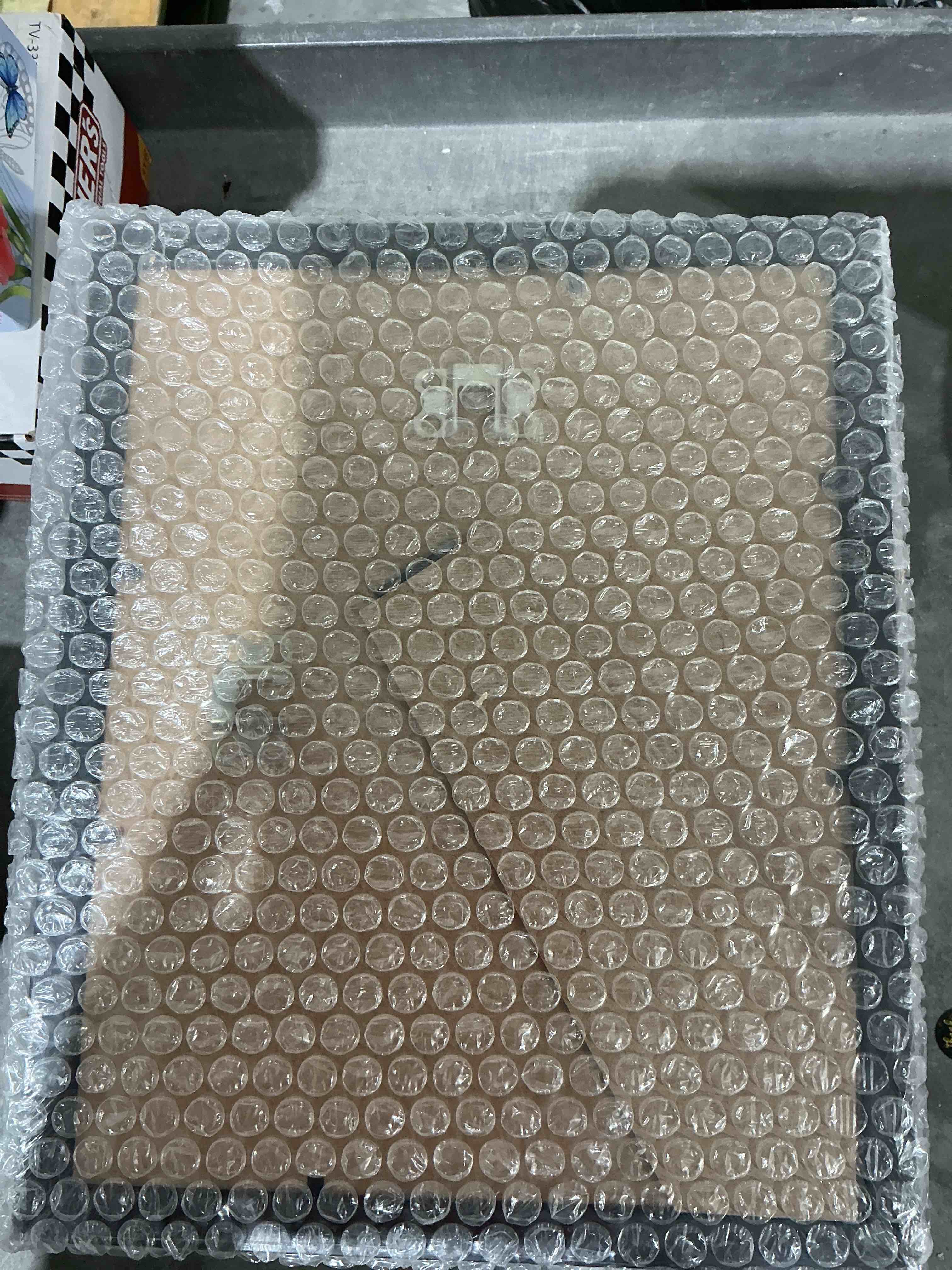 8x10 Picture Frames for Wall Set of 9, Display 5x7 Pictures with Mat or 8x10 without Mat, Collage Frames for Wall or Tabletop, Perfect for Home Décor and Gifts, Black