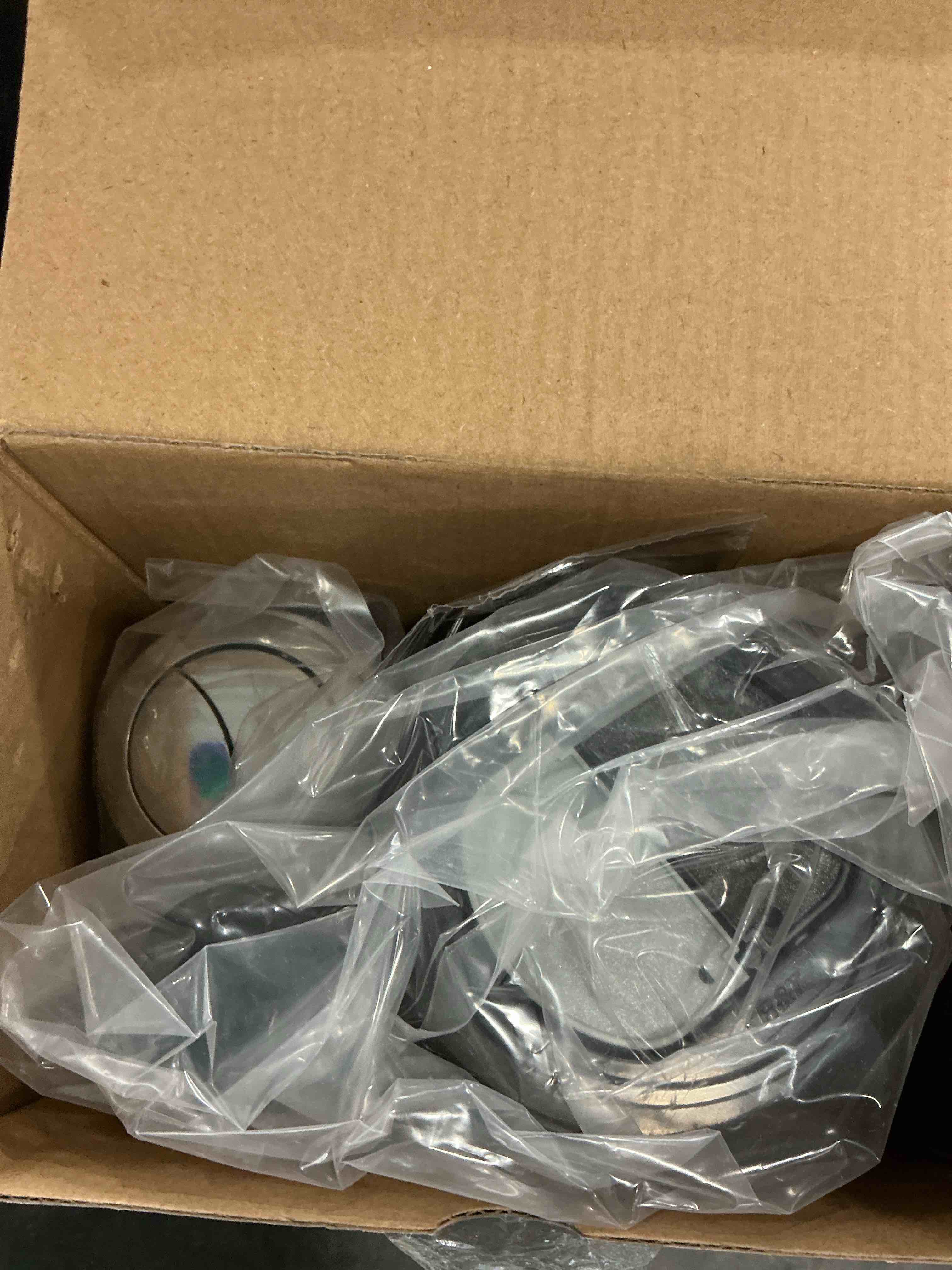 Condition photo showing Good Condition for R&T 3-Inch Dual Flush Valve with Top Push Button Toilet Repair Kit Inside Tank dual flush valve replacement kit for 2-piece Toilet A2422M 3-Inch Drain Outlet