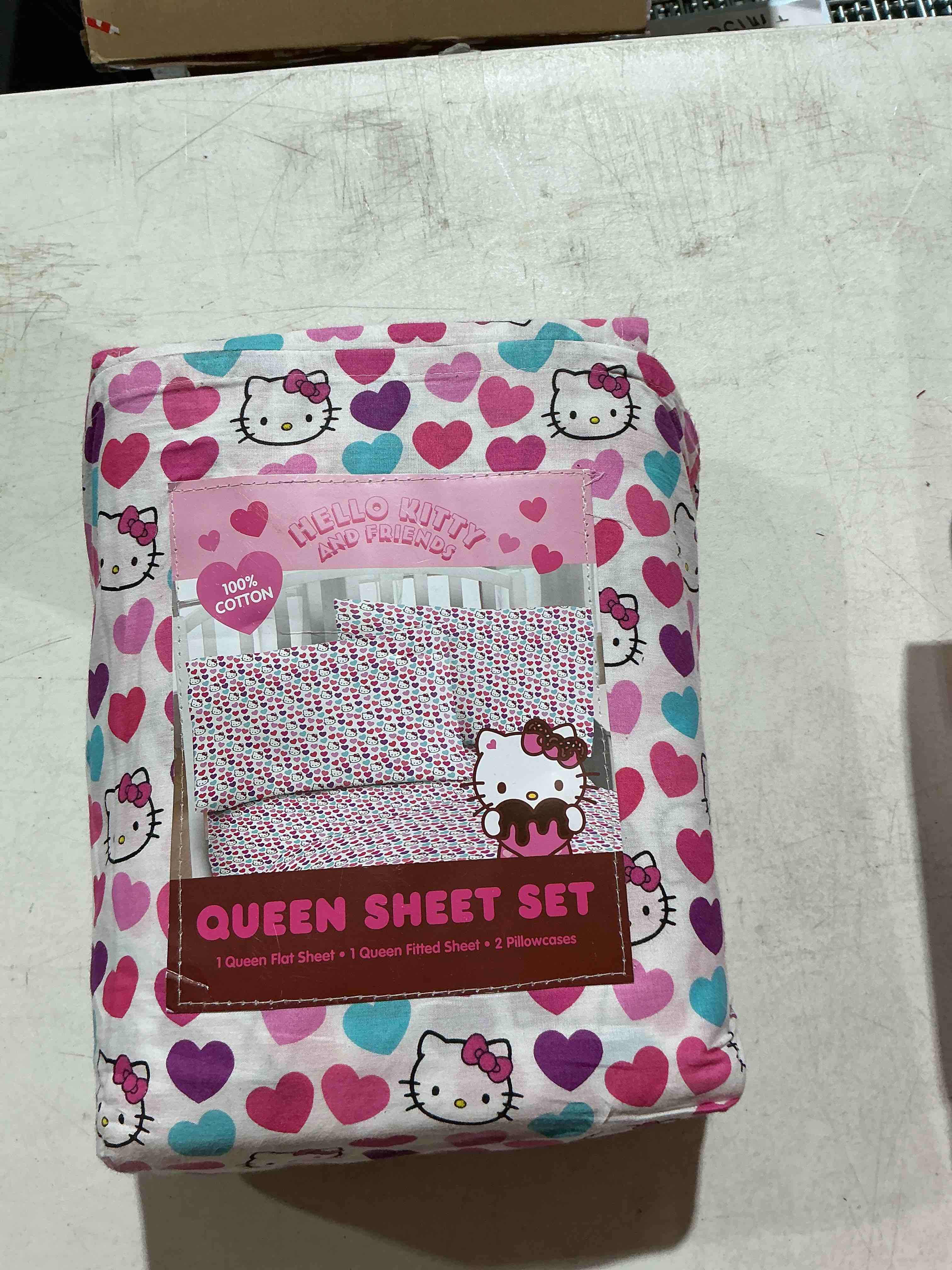 hello Kitty queen, valentine sheets