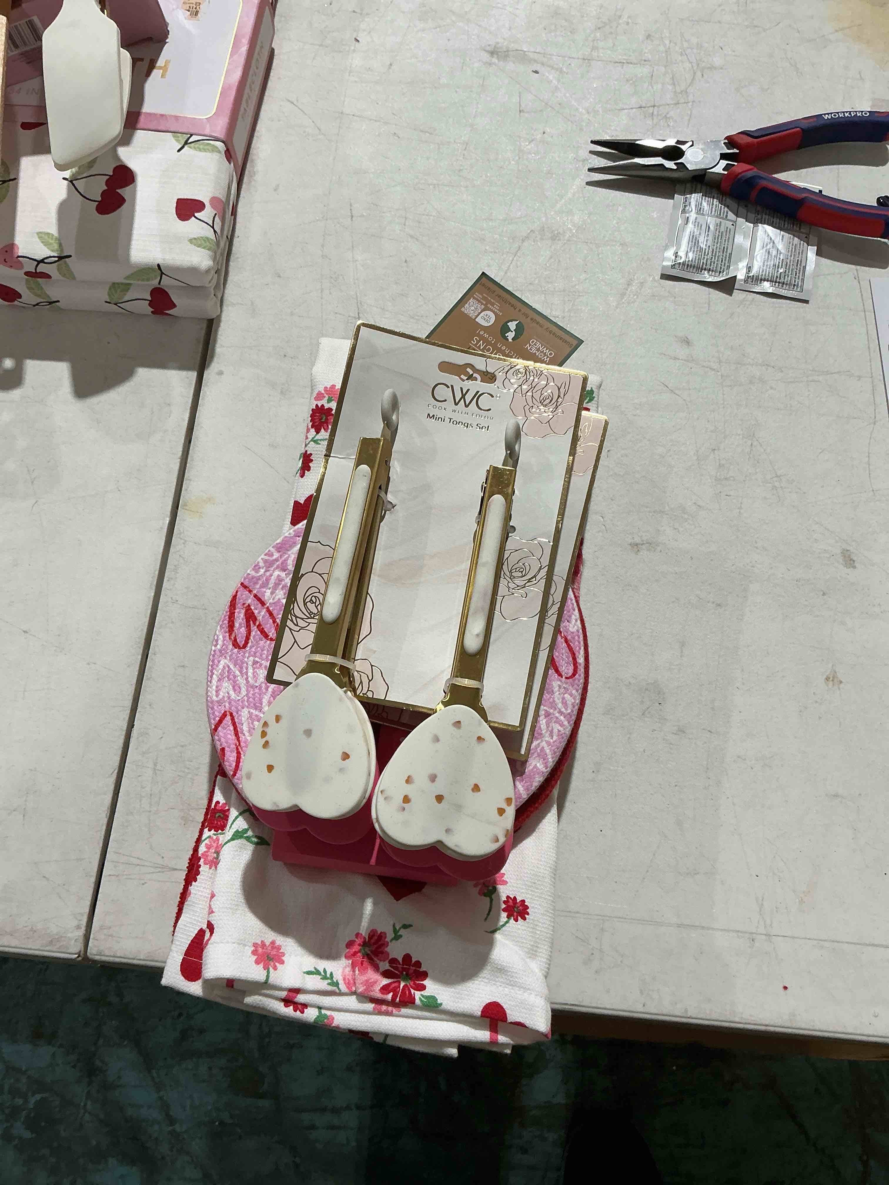 valentine’s Day kitchen set