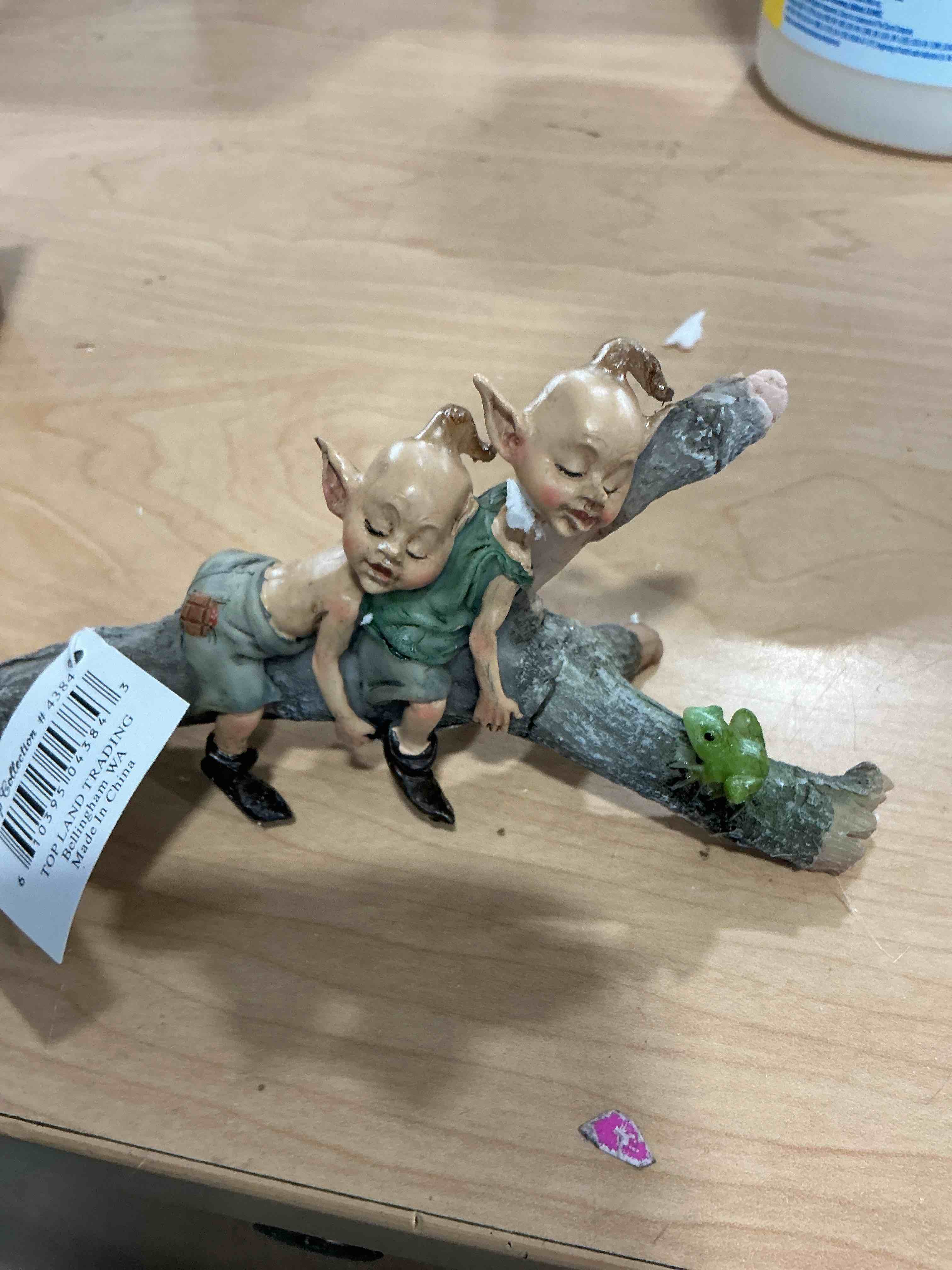 Condition photo showing New/Like New for top collection miniature fairy & terrarium twin garden pixies napping on tree log statue, small