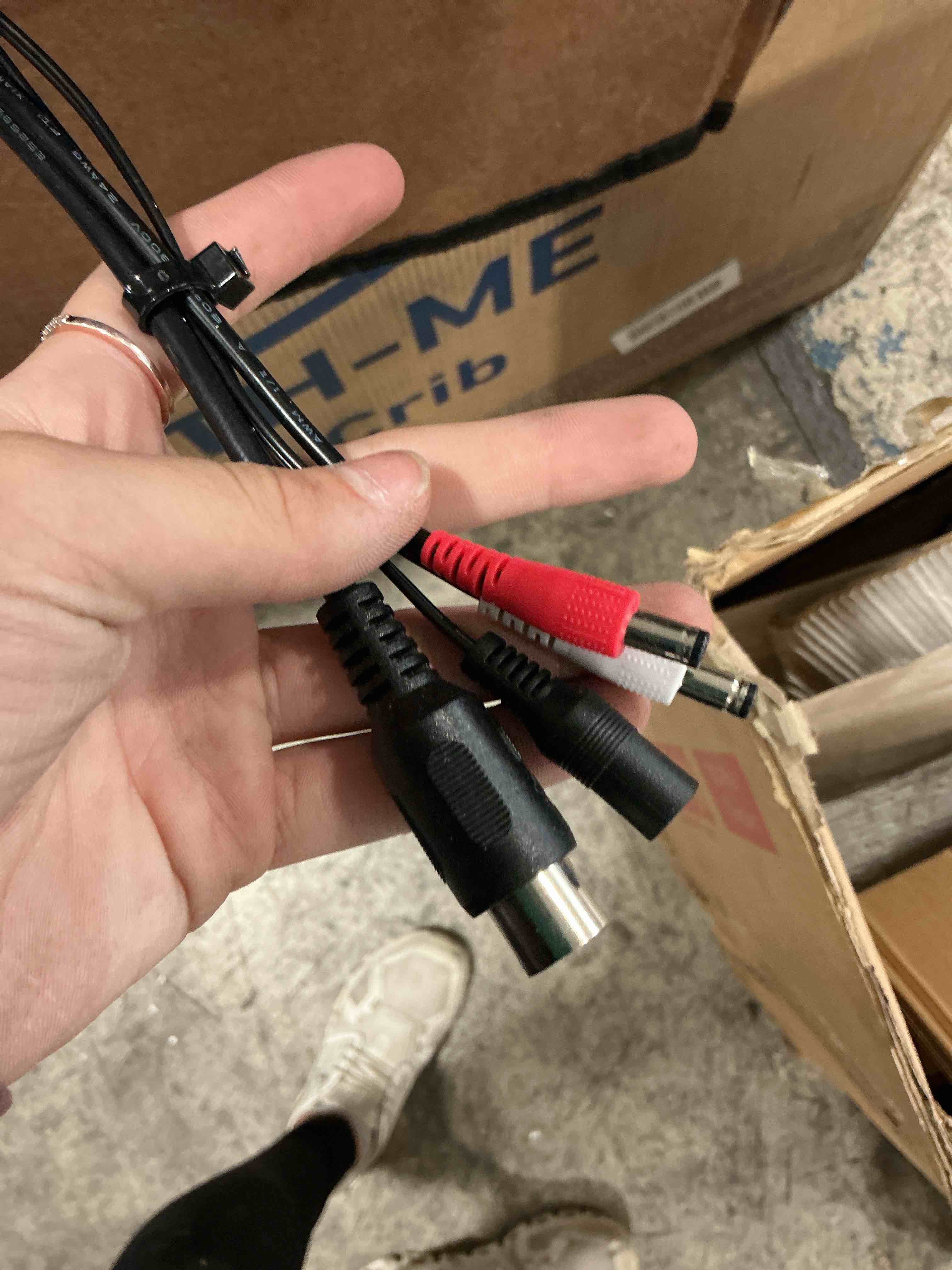 https://s3.amazonaws.com/lotting-images-prod/NonstopDeals/PNK4918836_1779900177807.jpeg