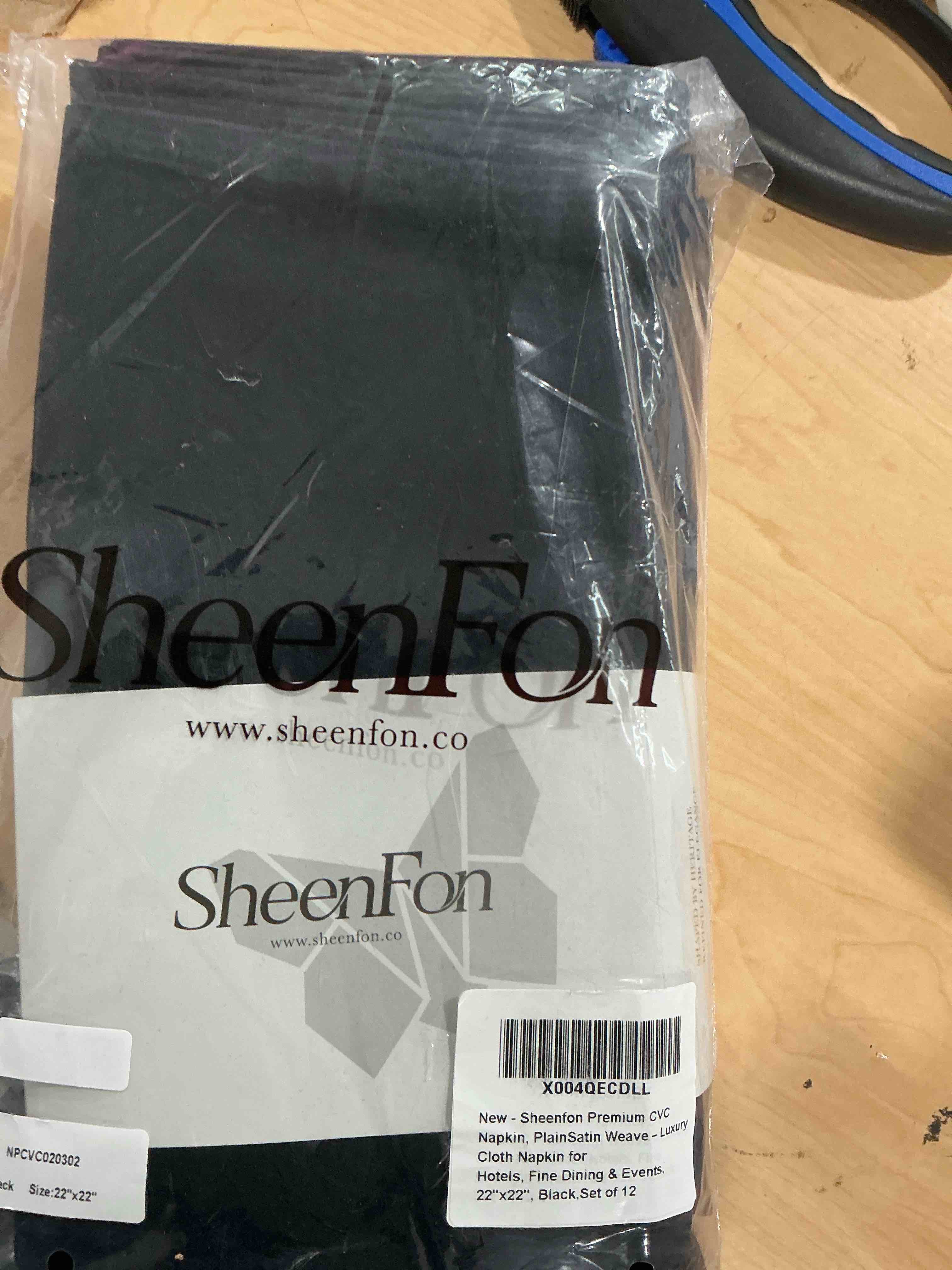 Condition photo showing New/Like New for premium cvc napkin, plain satin weave – luxury cloth napkin for hotels, fine dining & events, 22"x22", black, set of 12 black, plain satin weave 22" x 22" (set of 1)