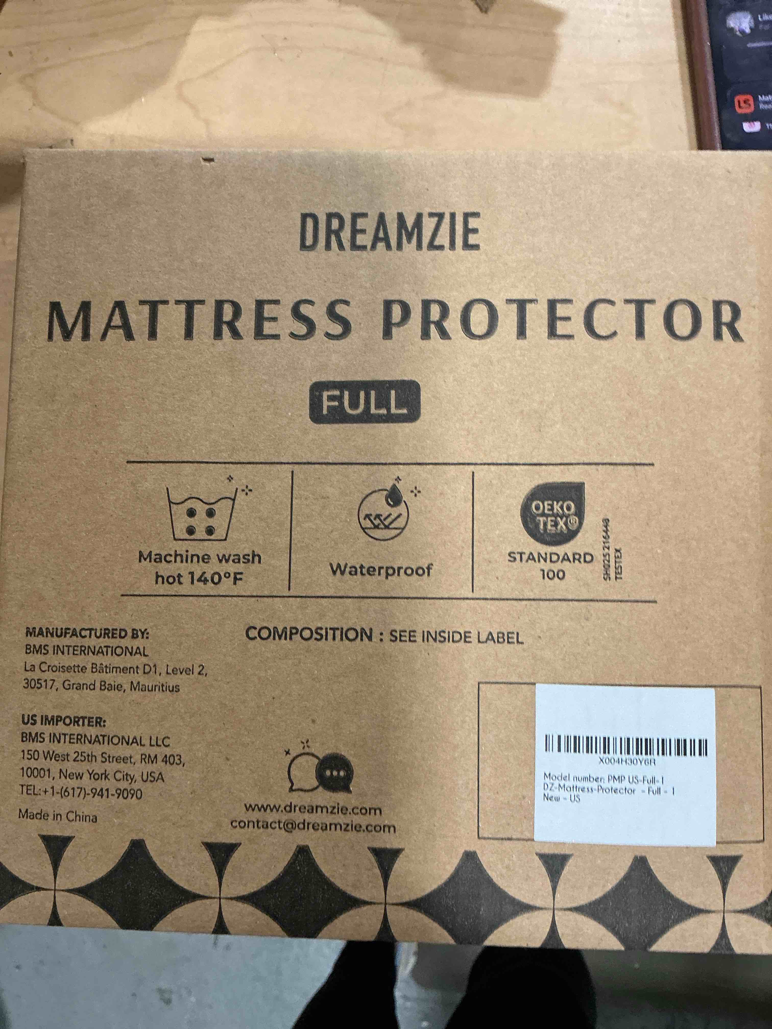 Condition photo showing New/Like New for full size waterproof mattress protector - noiseless, breathable, machine washable fitted mattress cover with deep pocket up to 15”