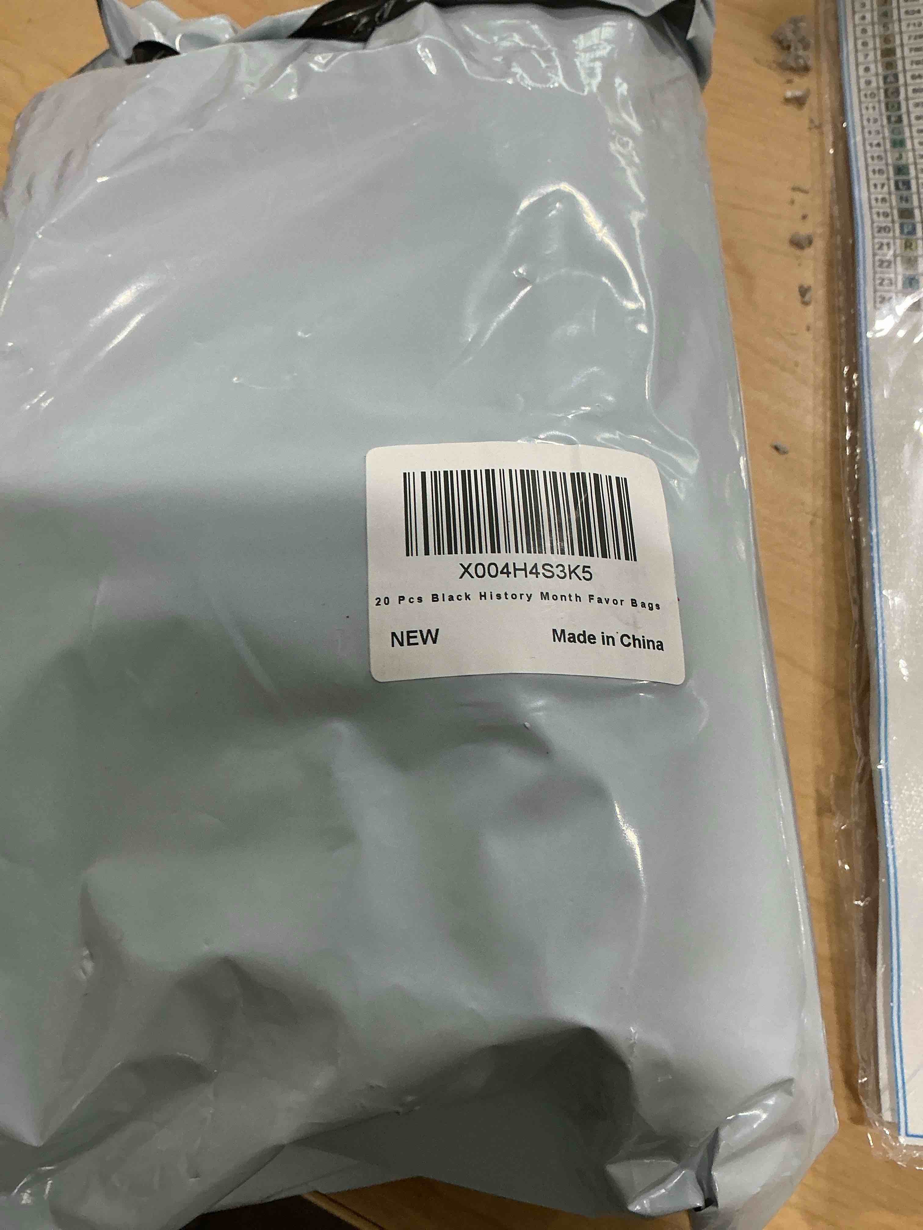 Condition photo showing New/Like New for habdjilty 20 pcs black history month favor bags,black history non-woven bags for black history decorations for party office