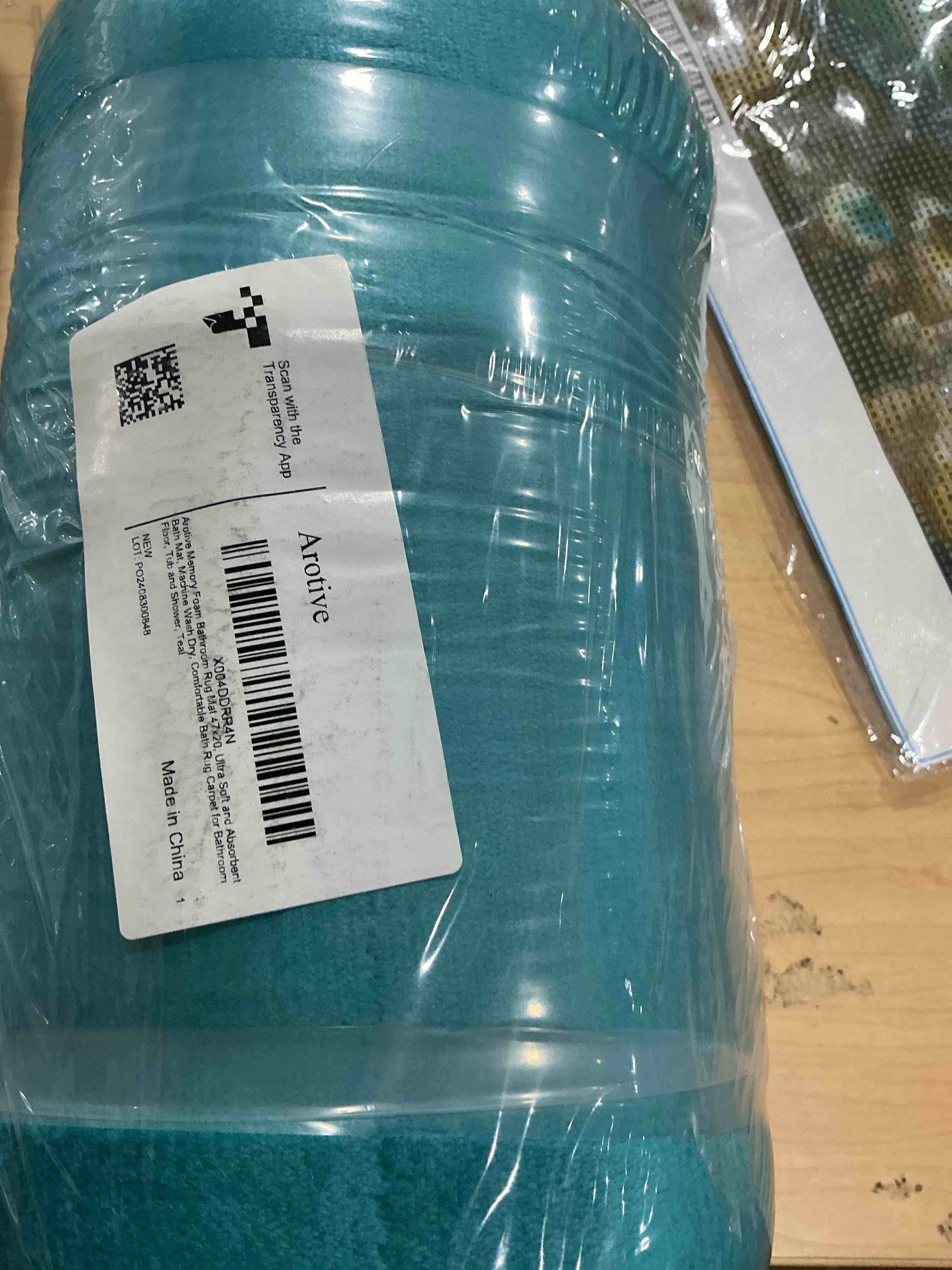 Condition photo showing New/Like New for arotive memory foam bathroom rug mat 47x20, ultra soft and absorbent bath mat, machine wash dry, comfortable bath rug carpet for bathroom floor, tub and shower, teal