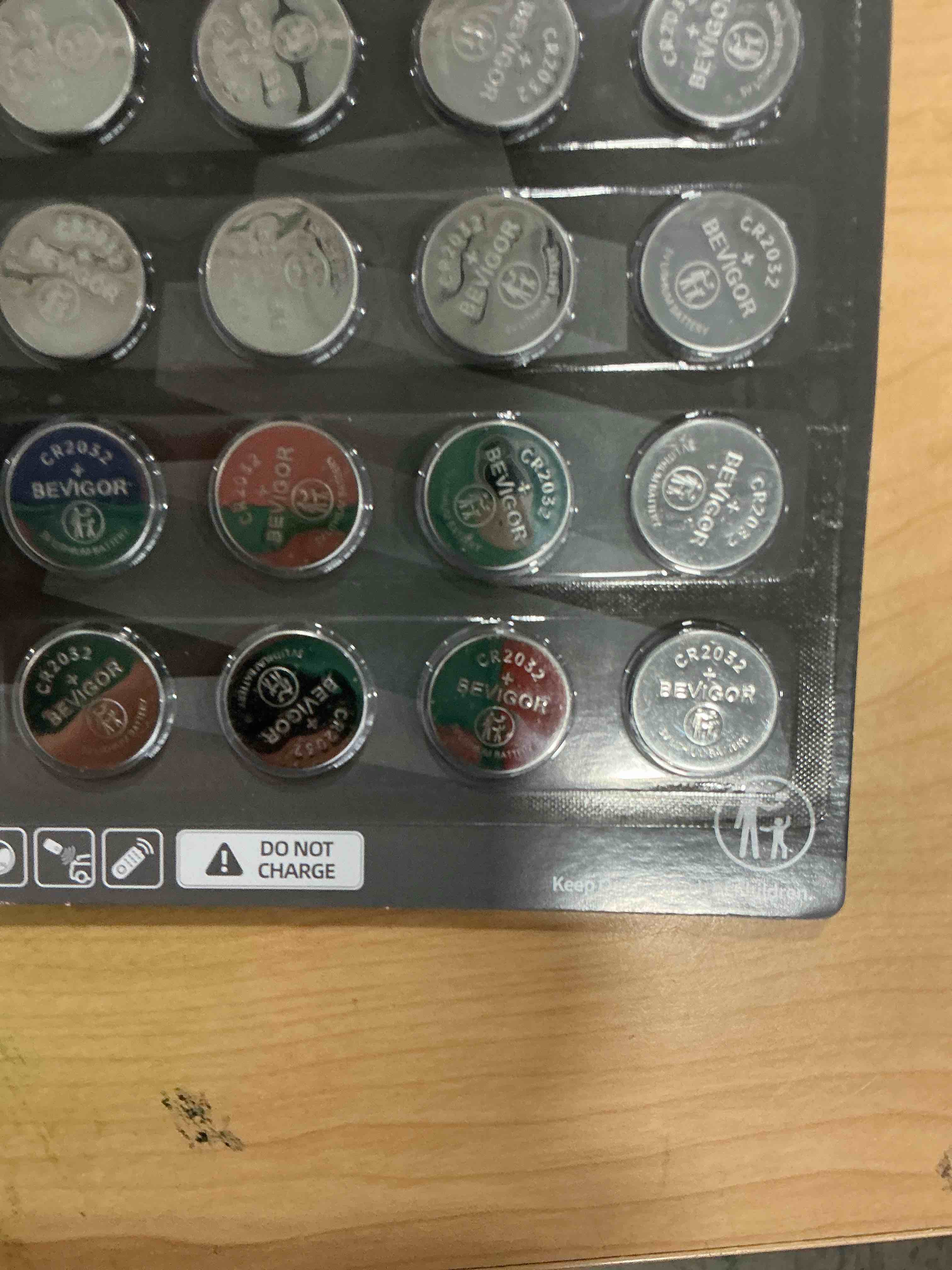 Condition photo showing New/Like New for 2 pack bevigor 2032 battery compatible with airtag cr2032 lithium 3v coin battery for child safety, suitable for key fobs, smart sensors, scales, candles and more (cr2032-16p)