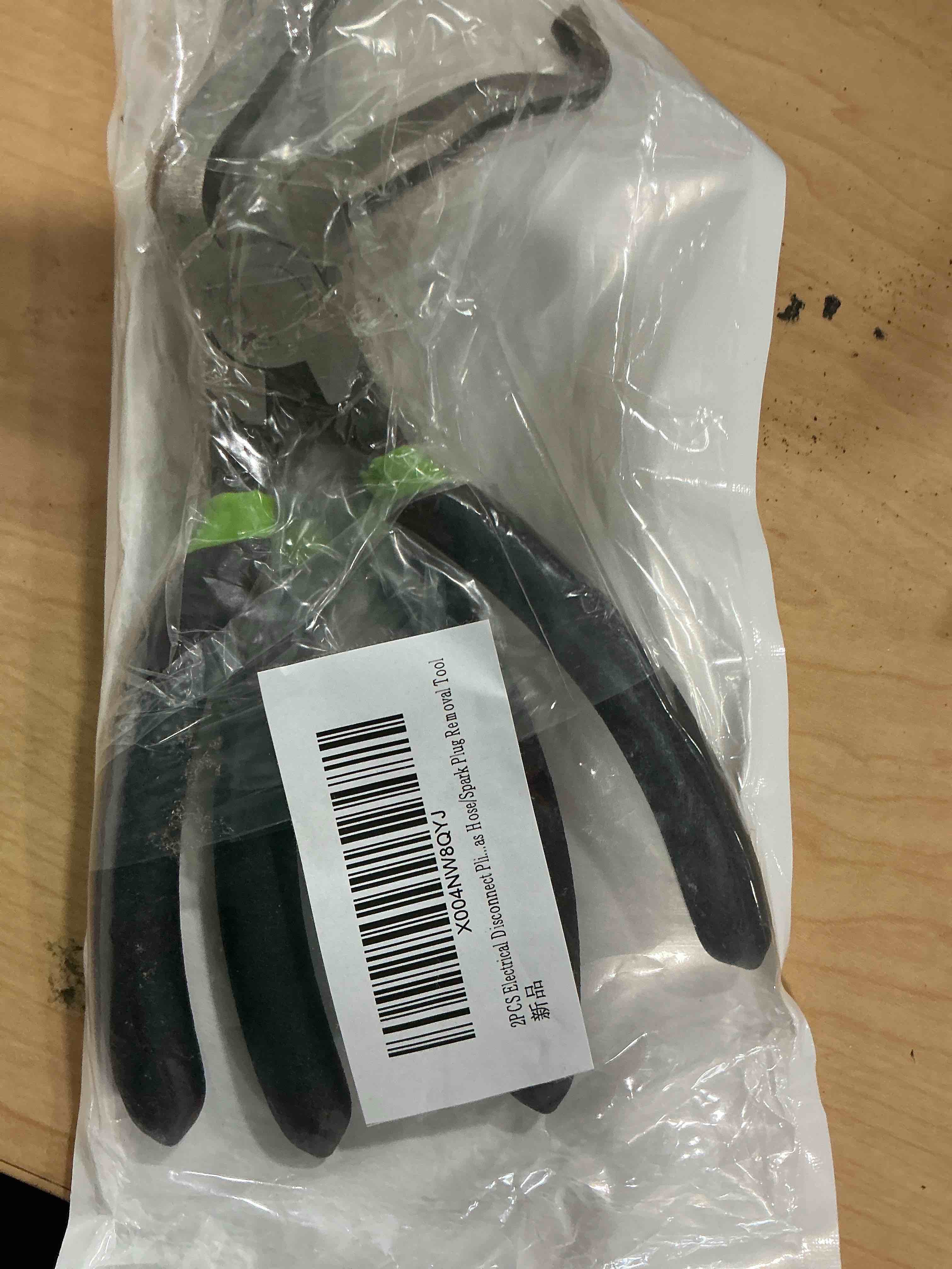 Condition photo showing Brand New for 2 pcs electrical disconnect pliers for cars, 60 degree automotive electrical connector pliers and electrical connector separator tool green