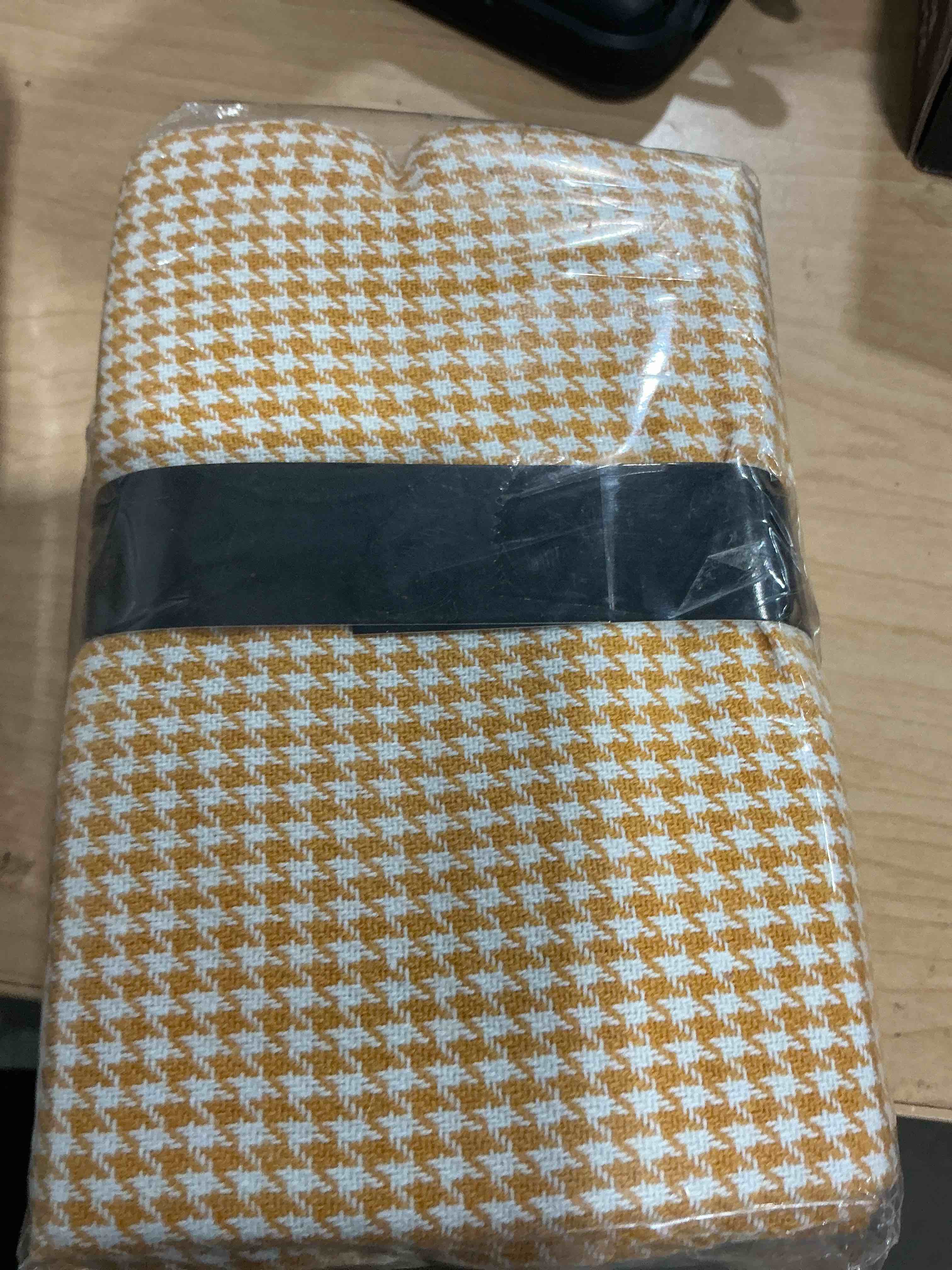 https://s3.amazonaws.com/lotting-images-prod/NonstopDeals/PNK4921850_1777484903265.jpeg