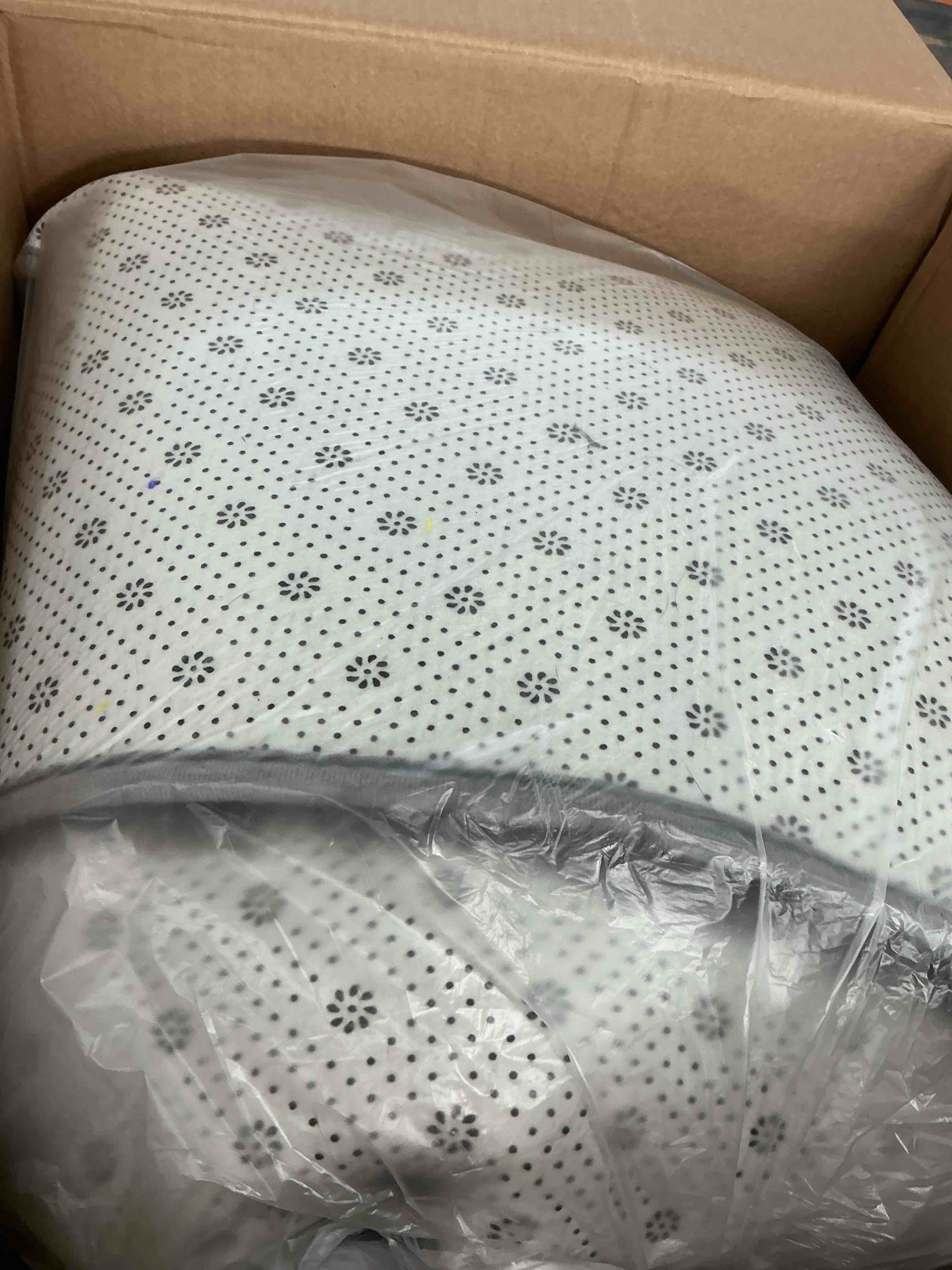 https://s3.amazonaws.com/lotting-images-prod/NonstopDeals/PNK4921996_1777499104081.jpeg