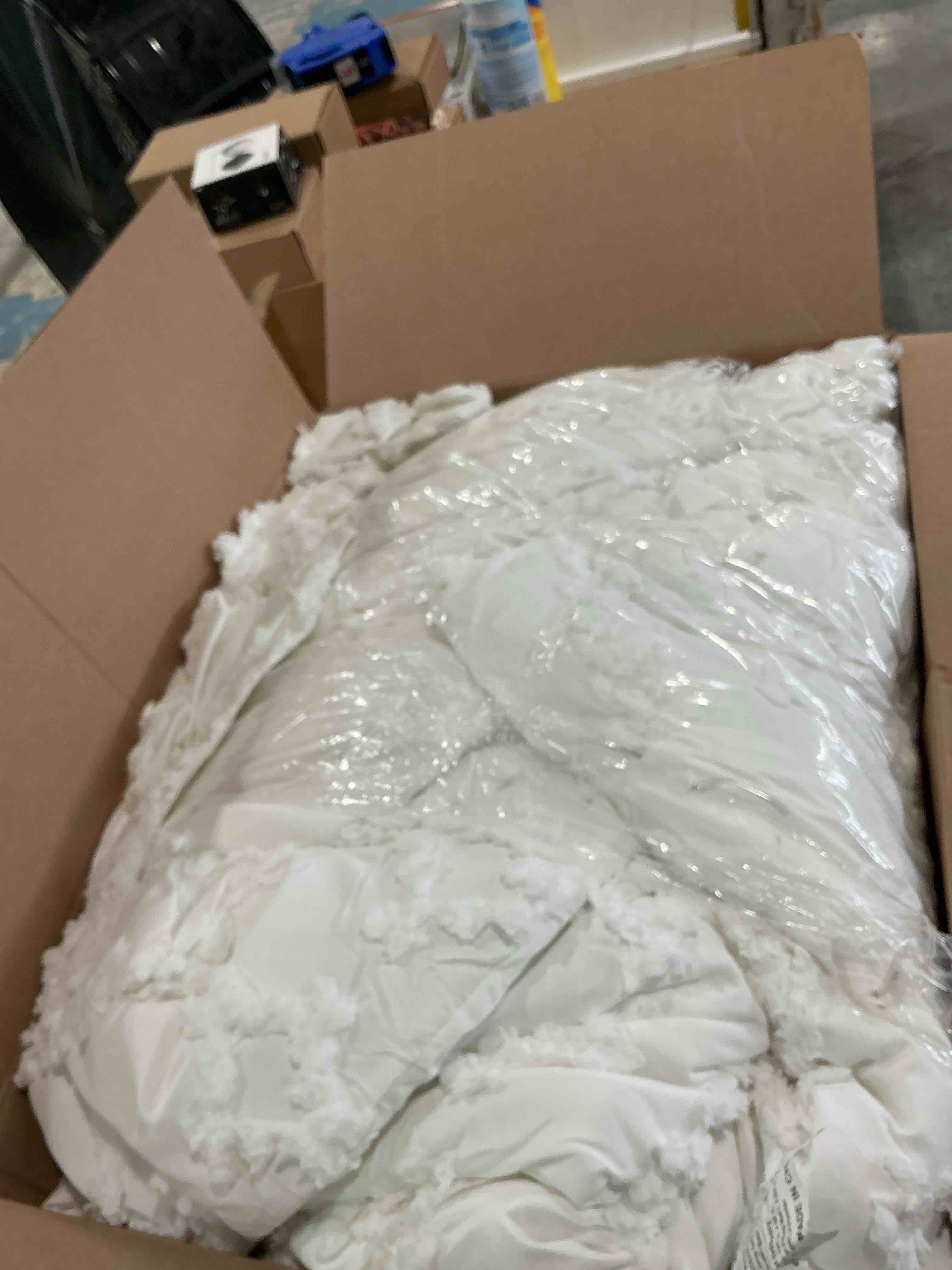 https://s3.amazonaws.com/lotting-images-prod/NonstopDeals/PNK4922118_1777565581284.jpeg