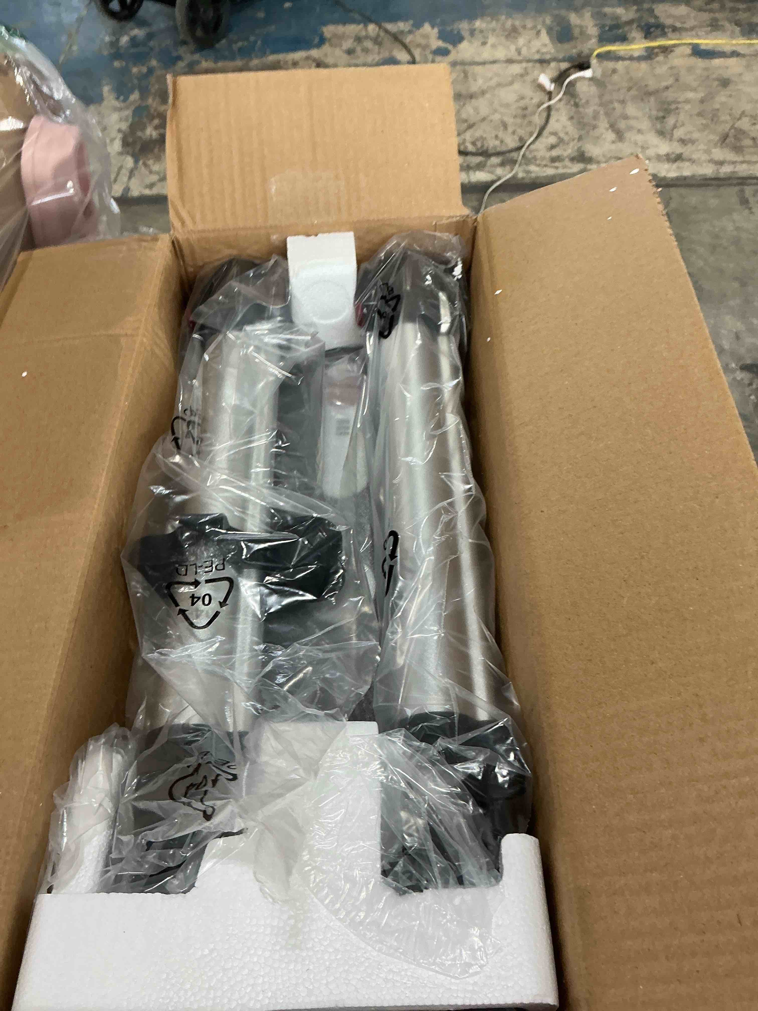 https://s3.amazonaws.com/lotting-images-prod/NonstopDeals/PNK4922177_1777580885996.jpeg