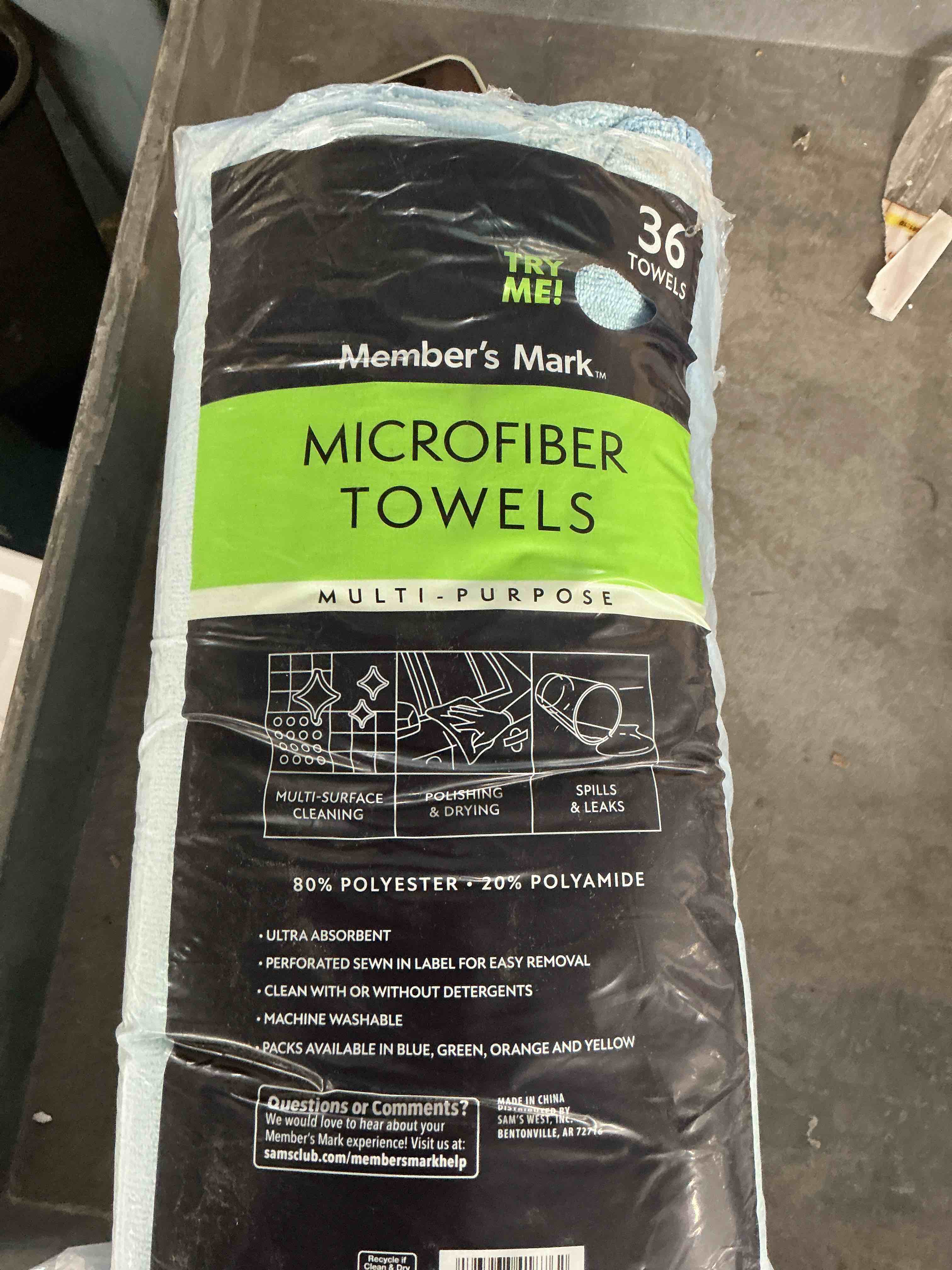 Condition photo showing New/Like New for member's mark microfiber towels, 16" x 16", 36 count - blue