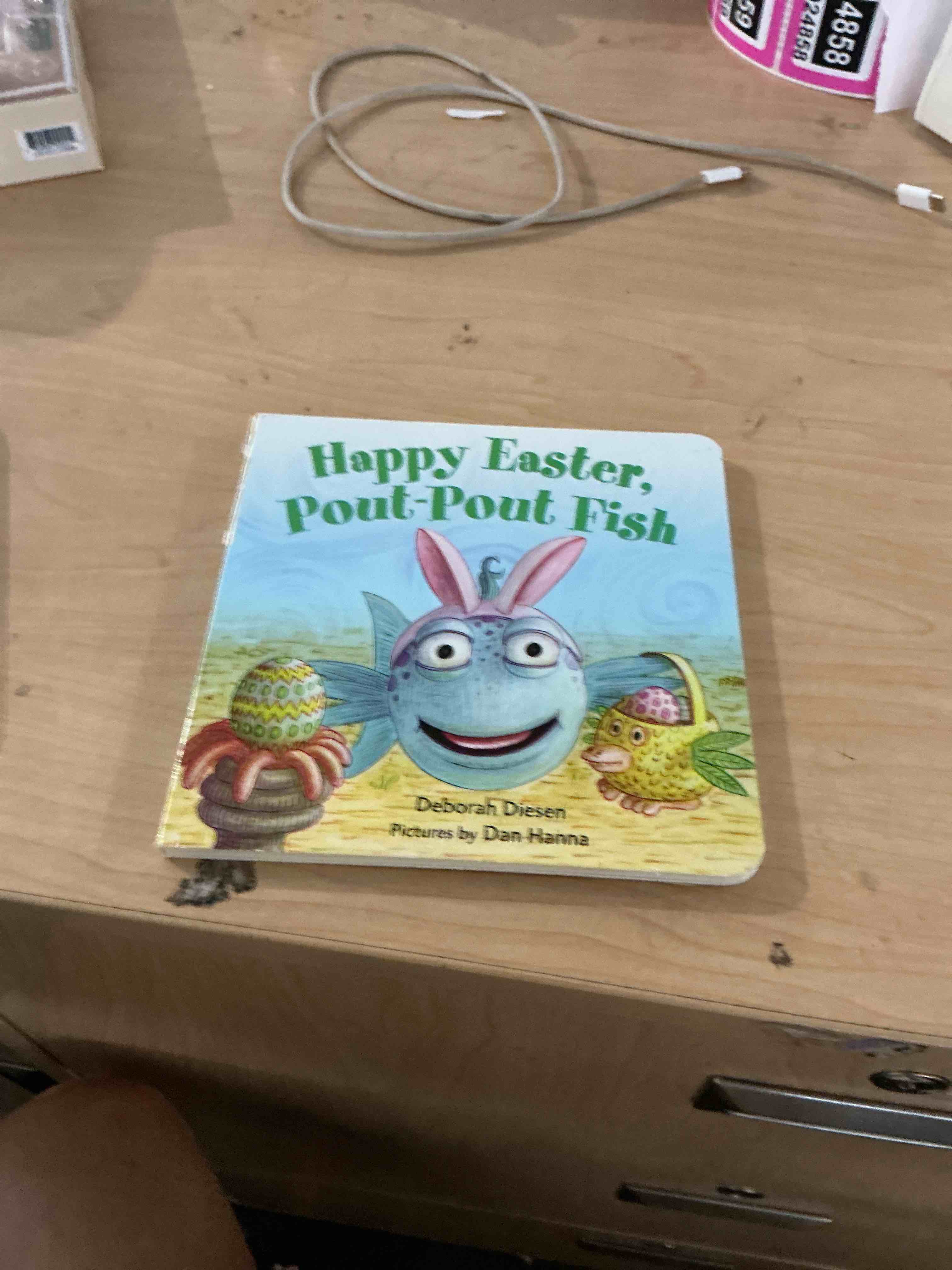 Condition photo showing Brand New for happy easter, pout-pout fish (a pout-pout fish mini adventure)