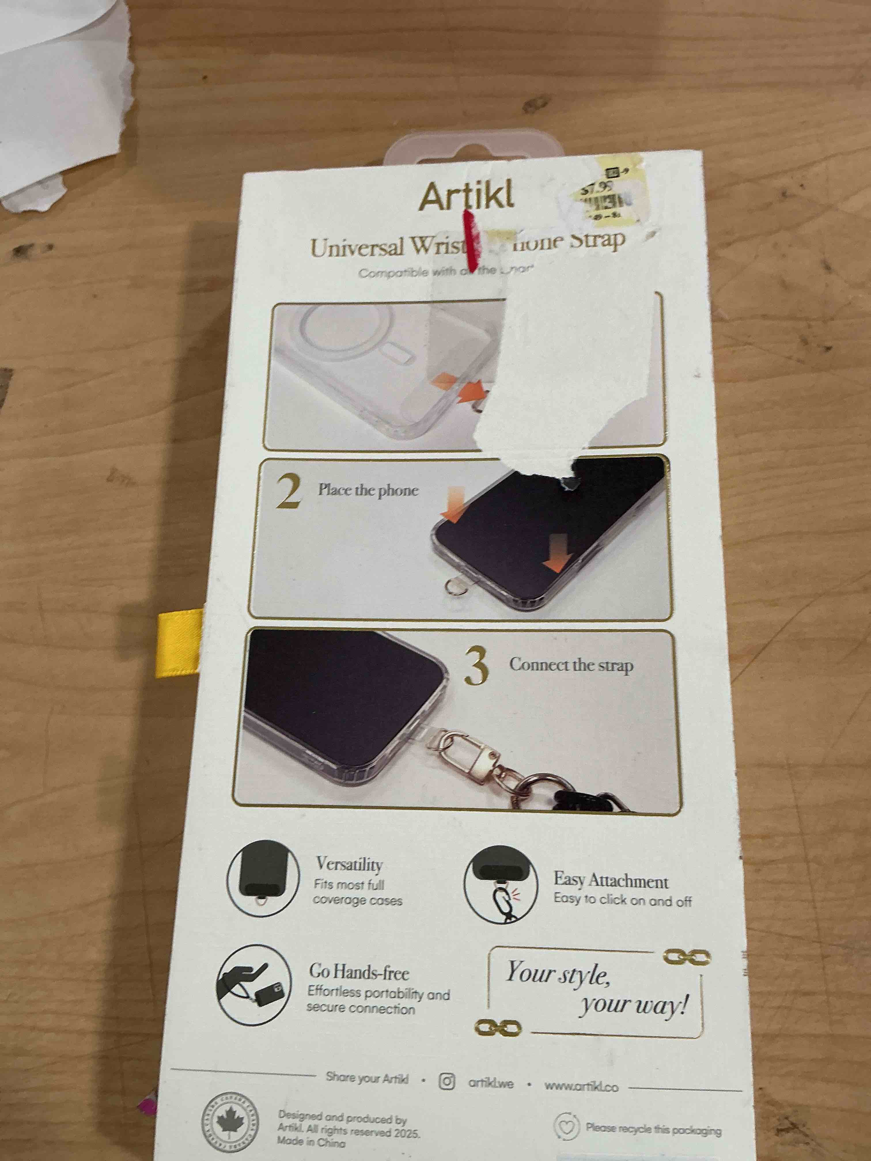 Condition photo showing New/Like New for artikl 30 cm wristlet strap for phone 