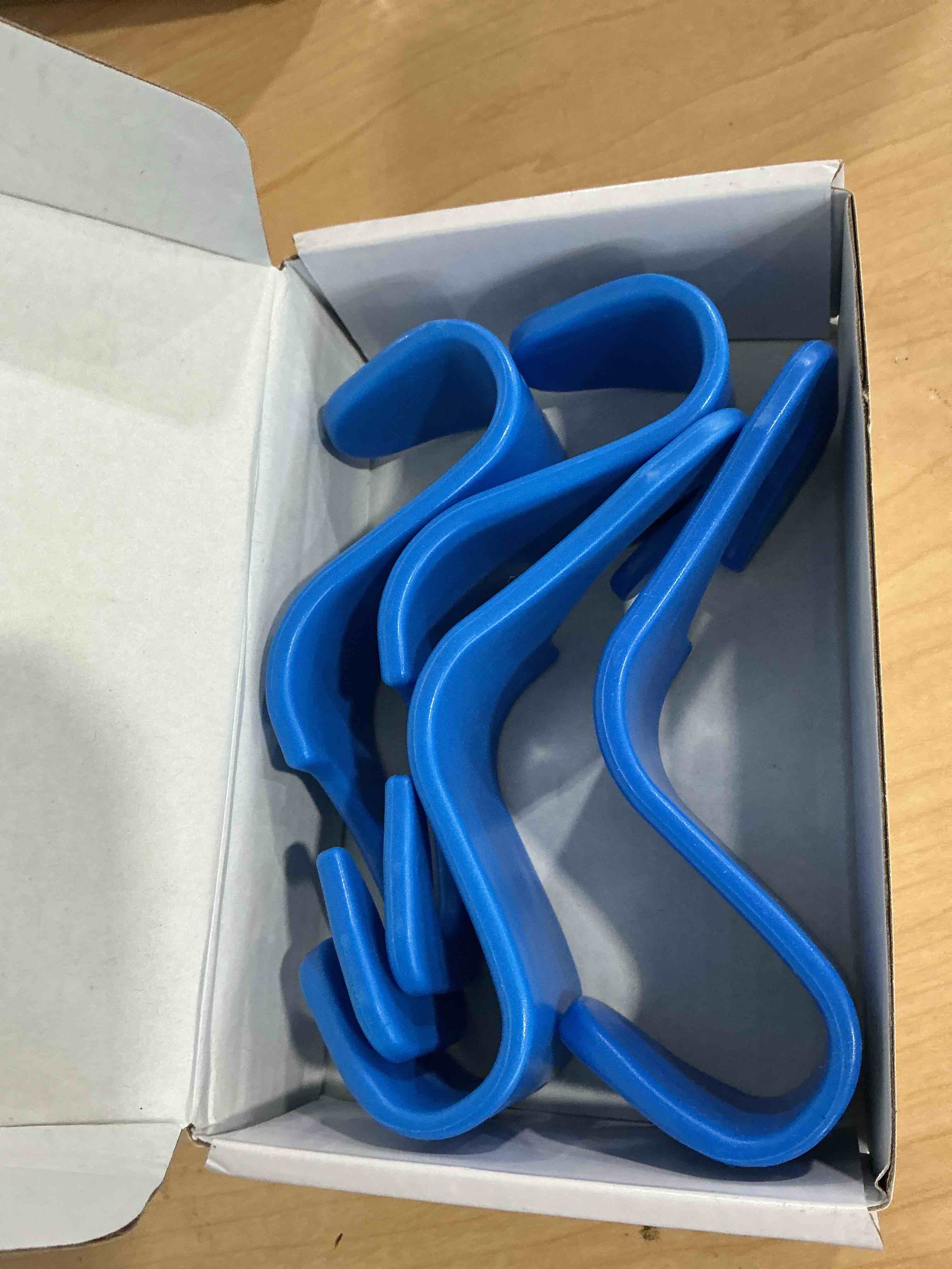 Condition photo showing New/Like New for amooca car seat headrest hook 4 pack hanger universal vehicle car storage organizer for handbag purse coat s type blue
