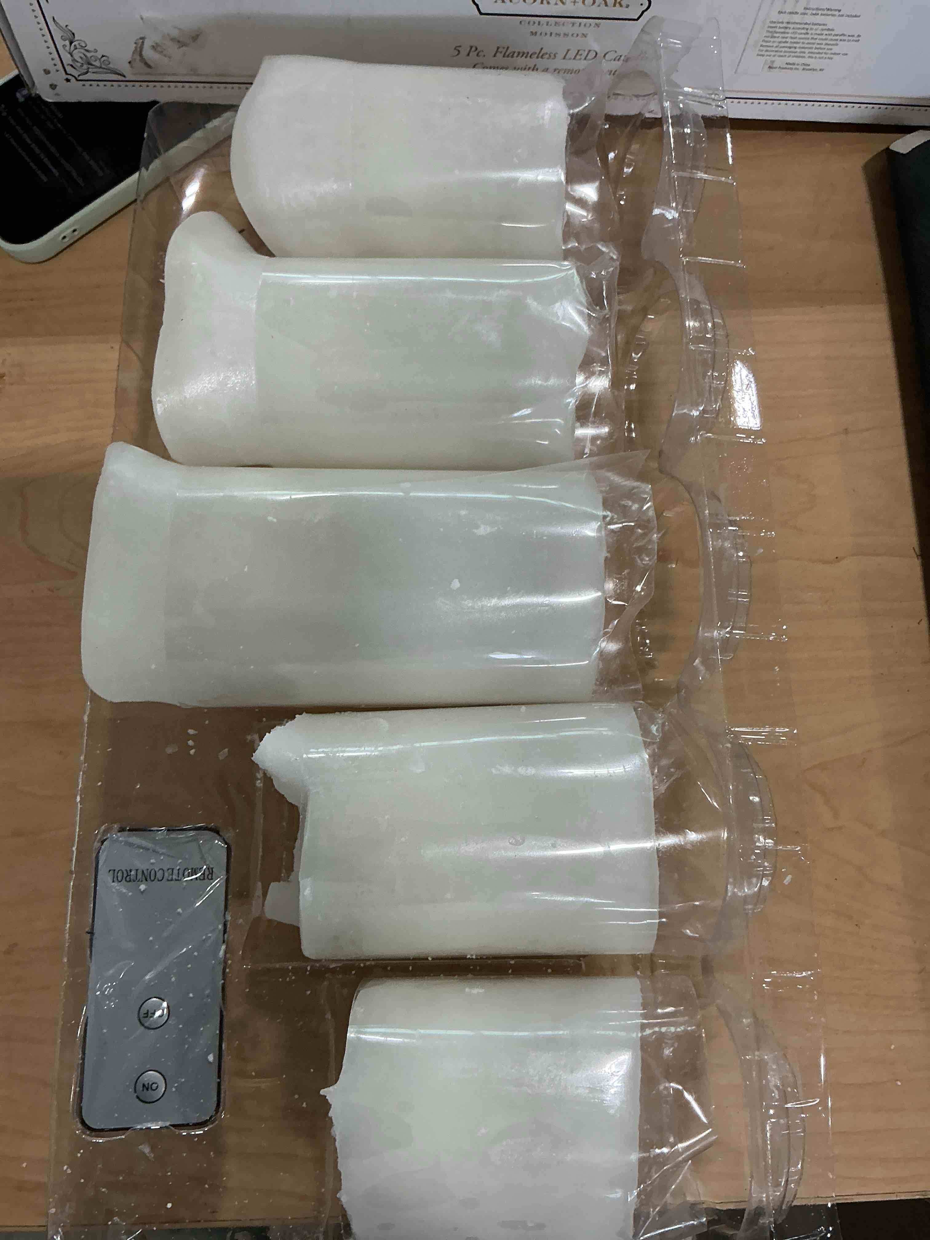 Condition photo showing Good Condition for enpornk flameless candles, flickering moving flame led candles set of 5 (size: d: 3" x h: 4"/4"/4"/6"/6") pillar realistic real wax battery operated candles with remote control 2 4 6 8 hours timer