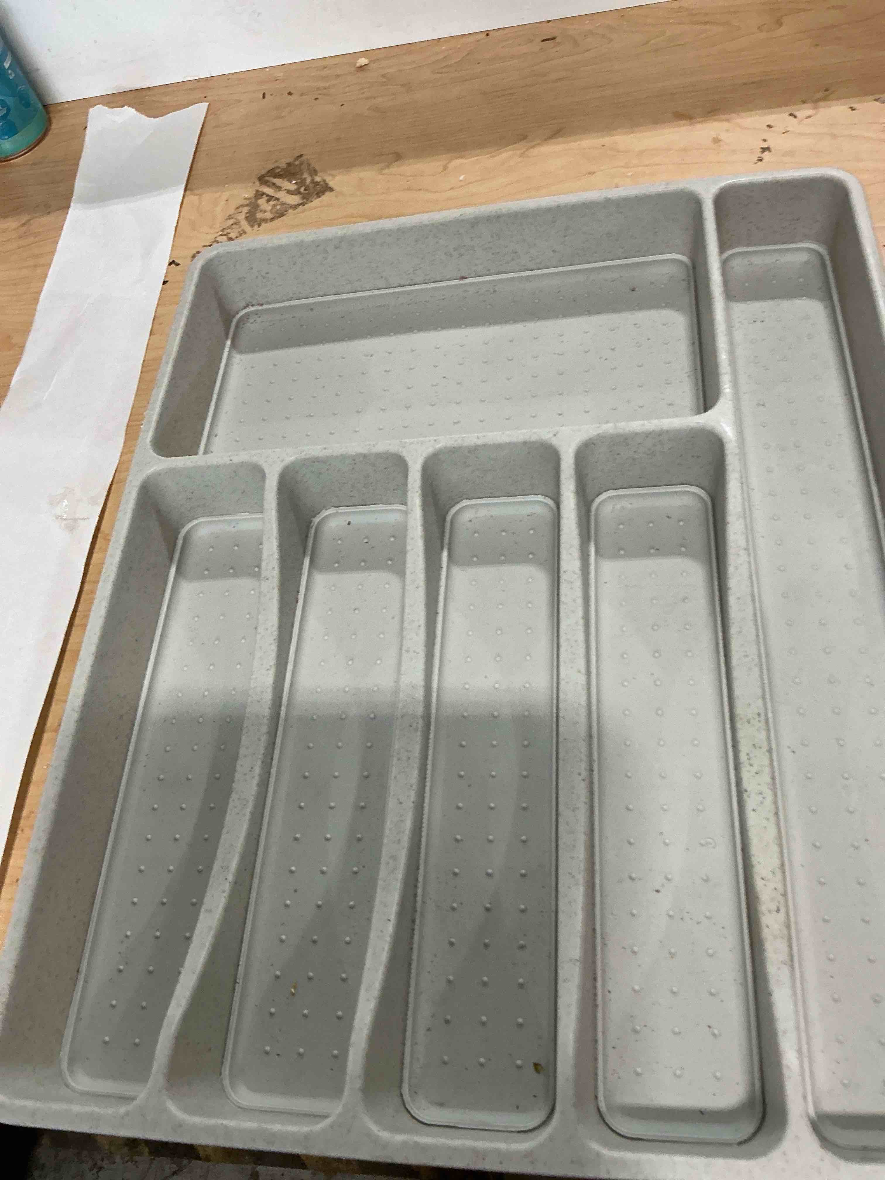 Condition photo showing Brand New for loyareal silverware organizer utenisl organizer holder kitchen drawer organizer plastic silverware tray for drawer flatware organizer 6 compartment white