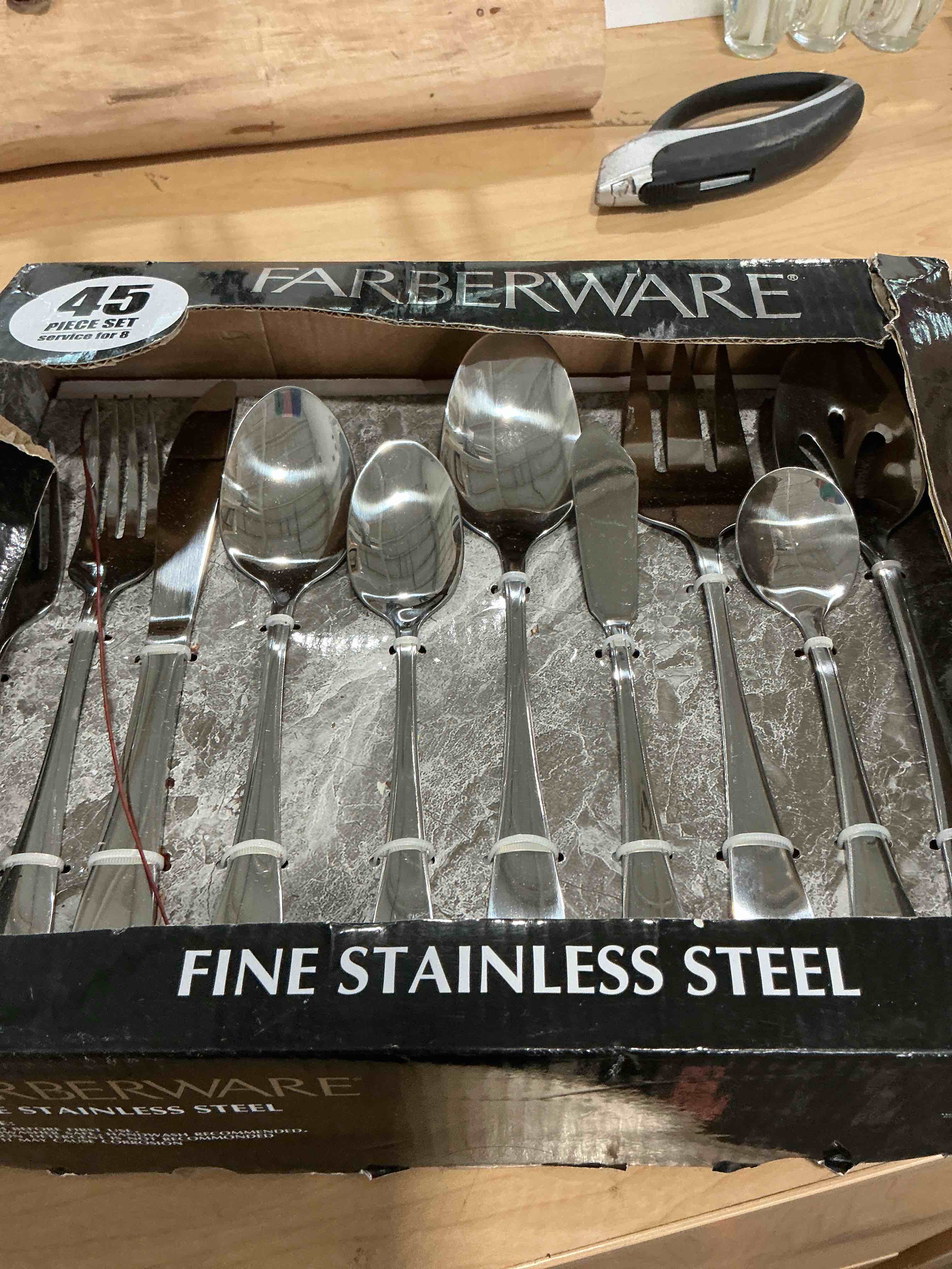 https://s3.amazonaws.com/lotting-images-prod/NonstopDeals/PNK4928249_1780681781235.jpeg