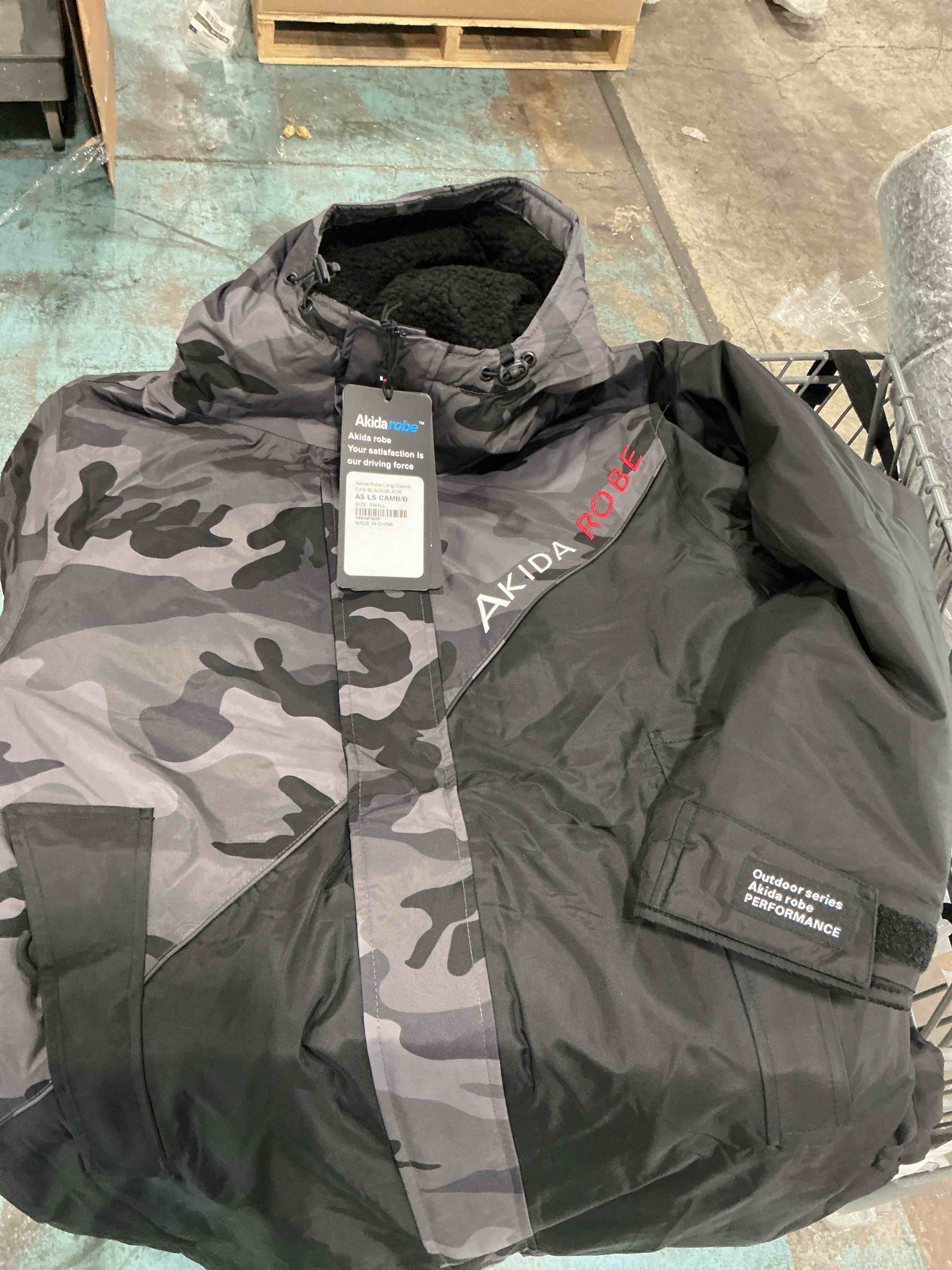 Condition photo showing New/Like New for akidarobe advance long sleeve swim parka change robe - stay warm and dry - waterproof oversized - swimming/surfing/ocr events(size s)