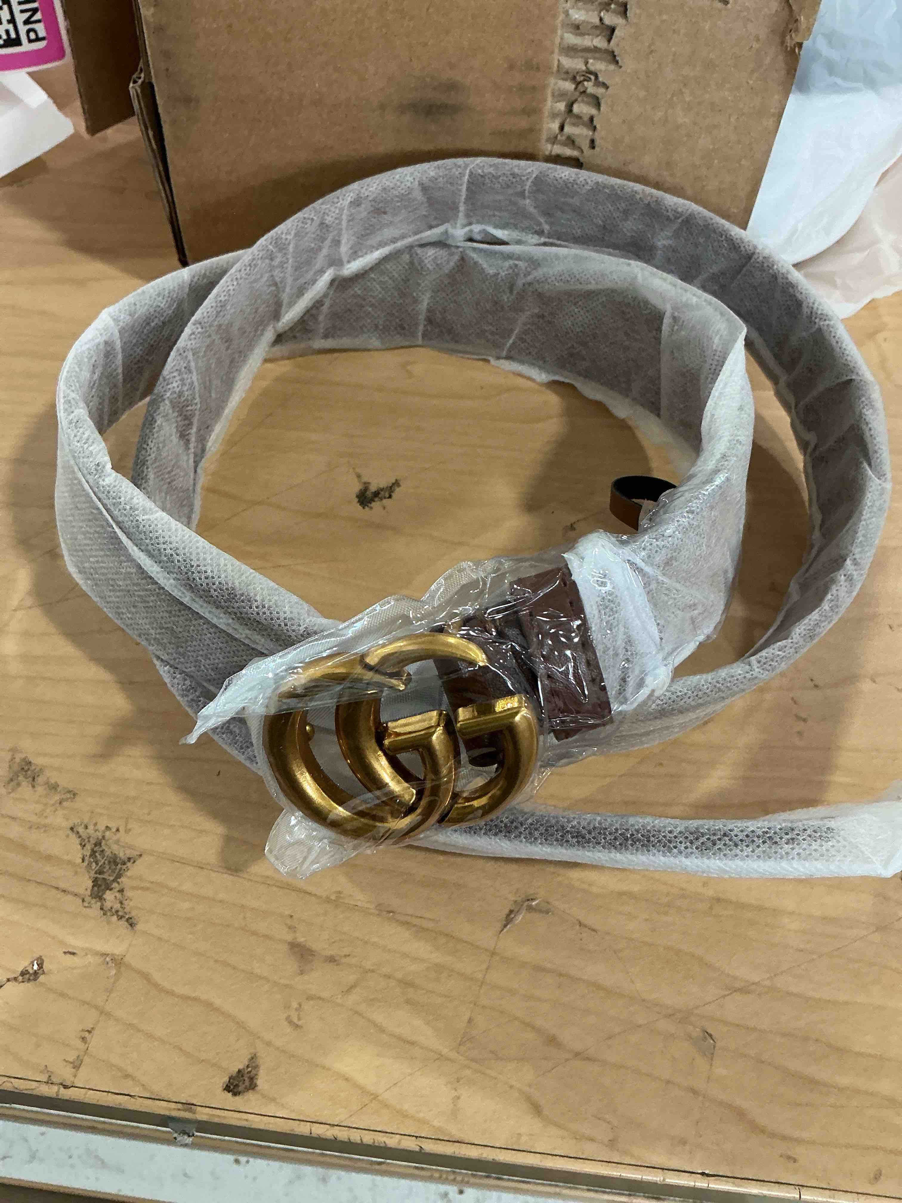 Condition photo showing New/Like New for aurolran women's leather belt with buckle - ideal for dresses, jeans, and coats