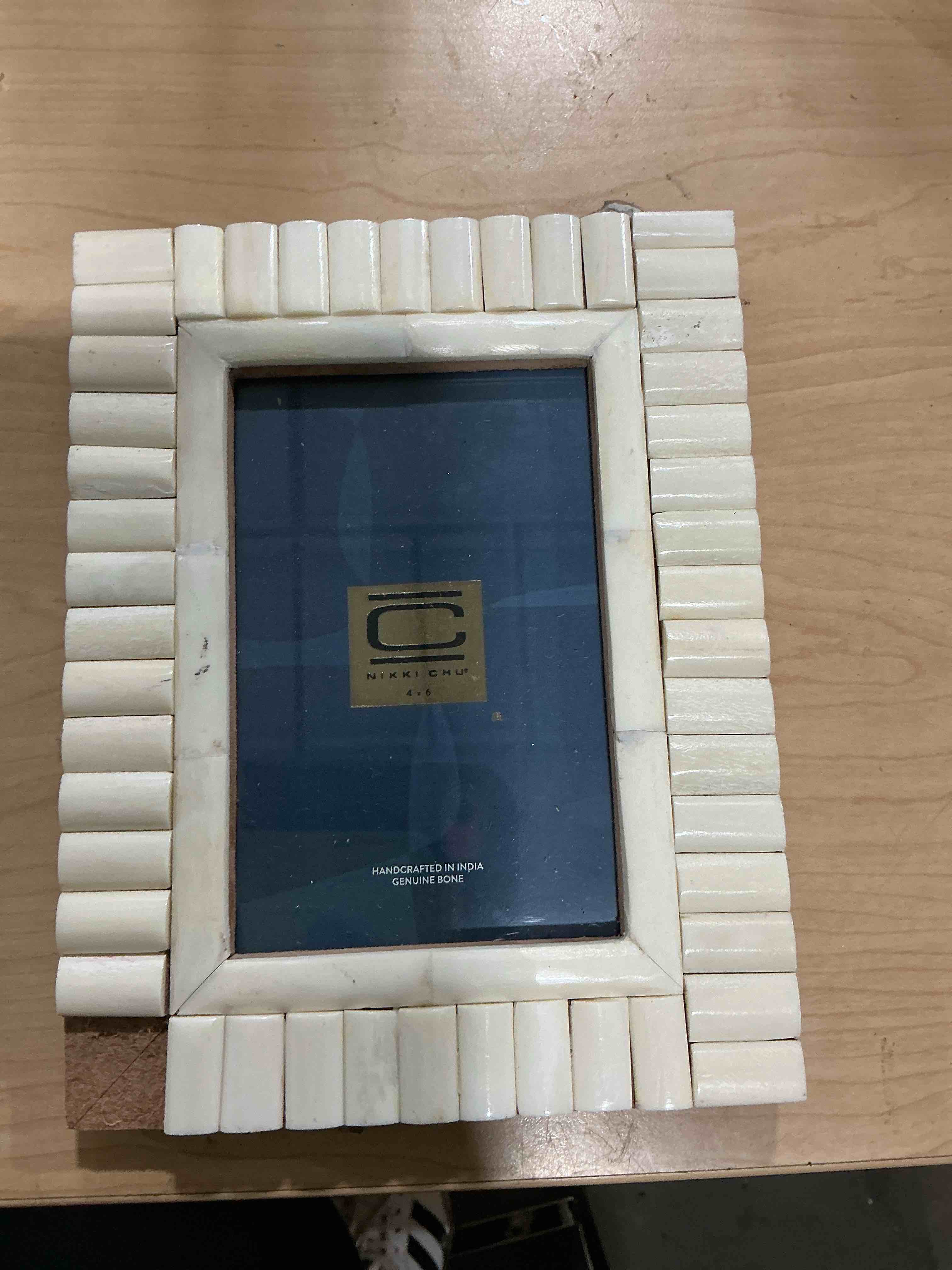 Condition photo showing Good Condition for picture frame nikki chu  4 x 6