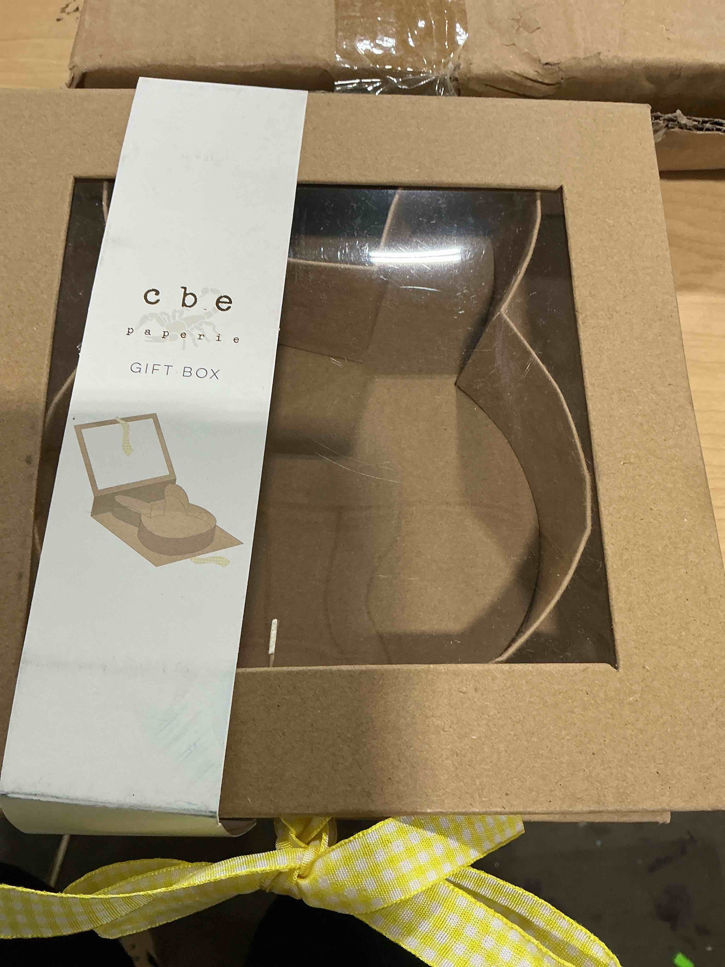 bunny gift box, cbe, paper tier, top gift box