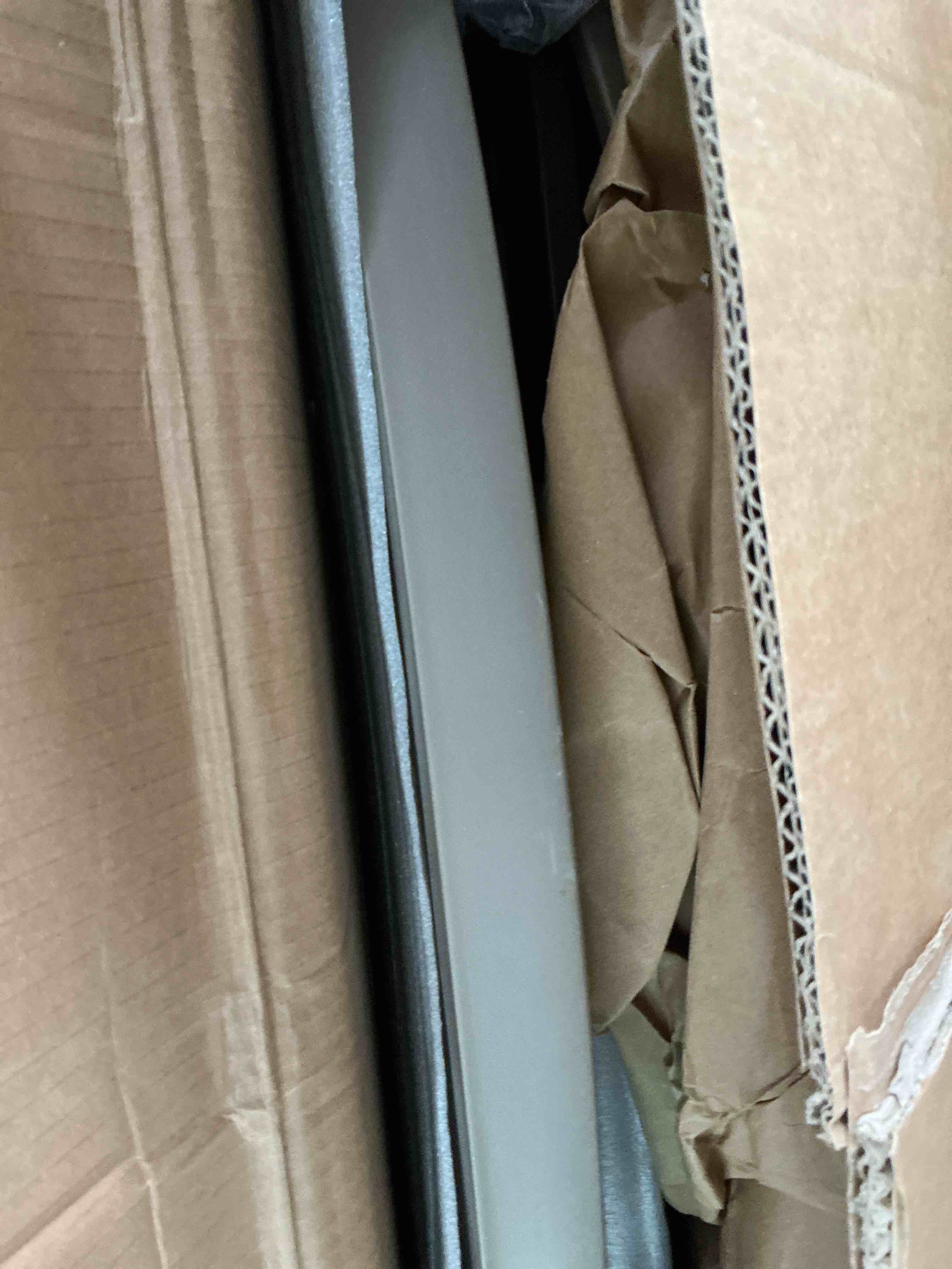 Condition photo showing New/Like New for vicllax round patio dining table for 4-6, outdoor metal dining table with umbrella hole for deck lawn garden backyard, 47.2" sandshell