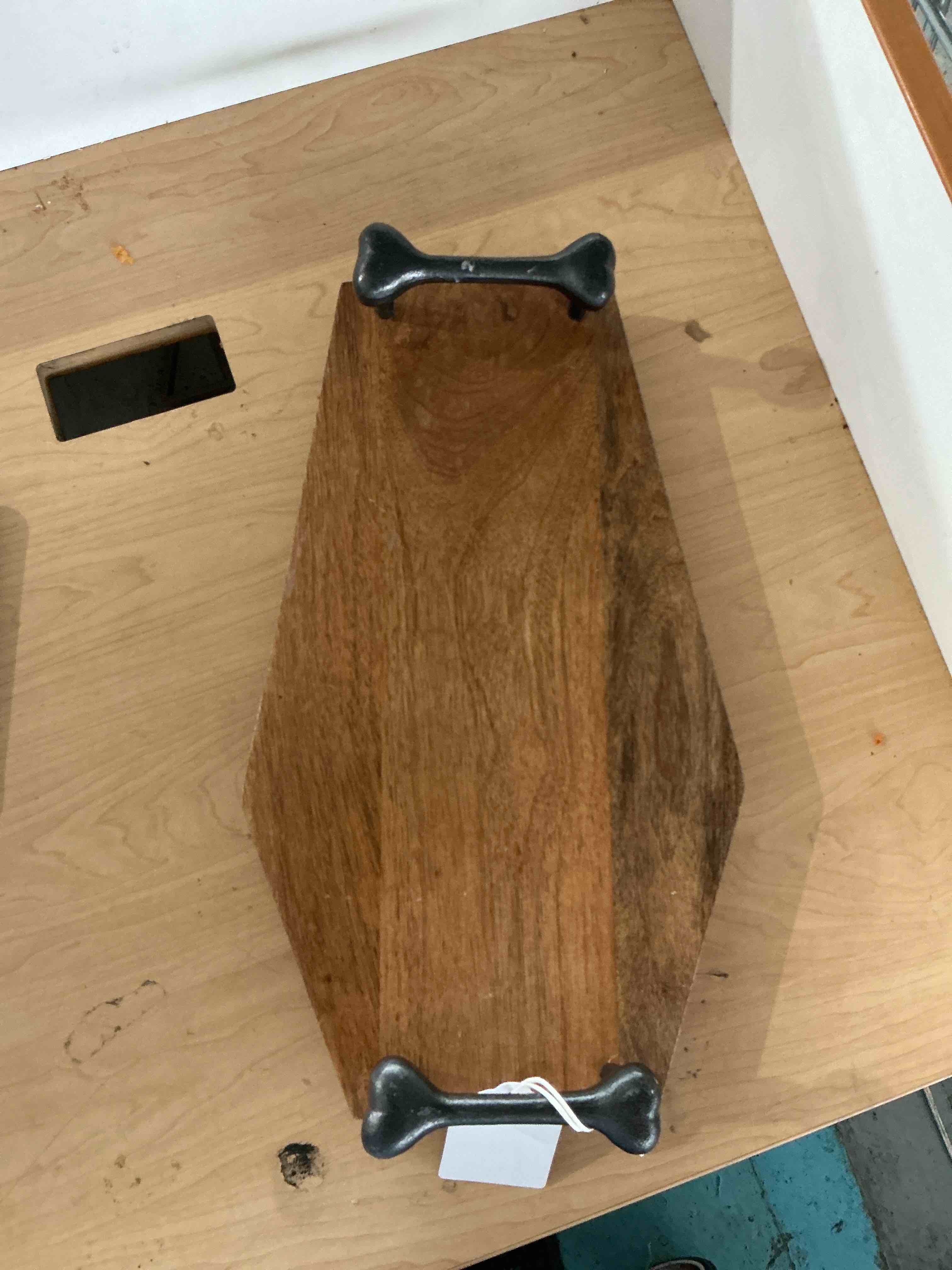 Condition photo showing New/Like New for coffin shaped charcuterie, board wooden style