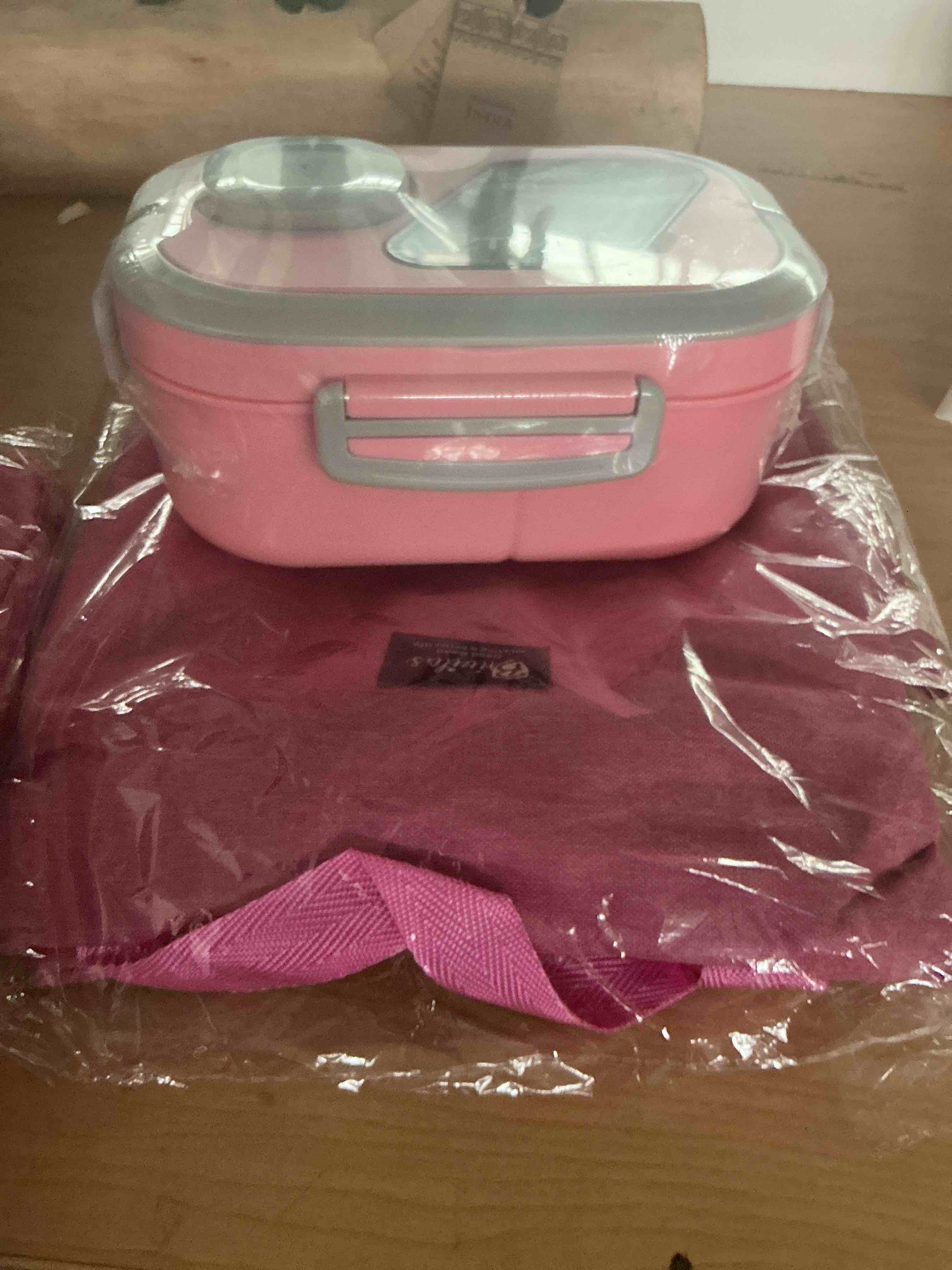 Condition photo showing New/Like New for jbgoyon lunch box set - 1 stackable containers for adults and kids?lunch box for women- includes lunch bag, leak-proof and bpa-free - built-in utensil set - dishwasher safe (pink)