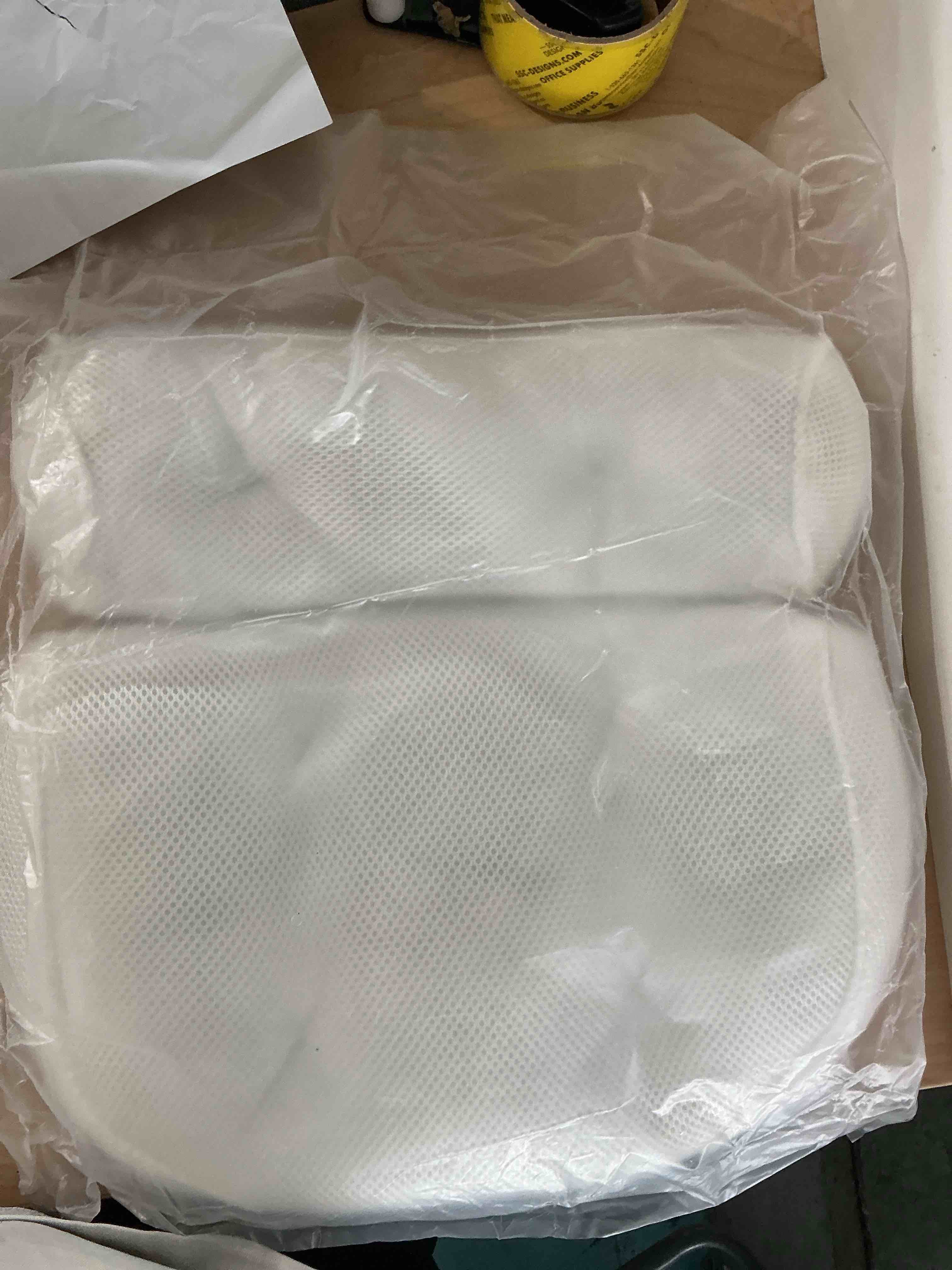 Condition photo showing New/Like New for spa bath pillow with 6 suction cups, 3d mesh cloth tub head support and bathtub neck cushion for adults, ergonomic non-slip bathtub pillow for relaxing soaking and shower use