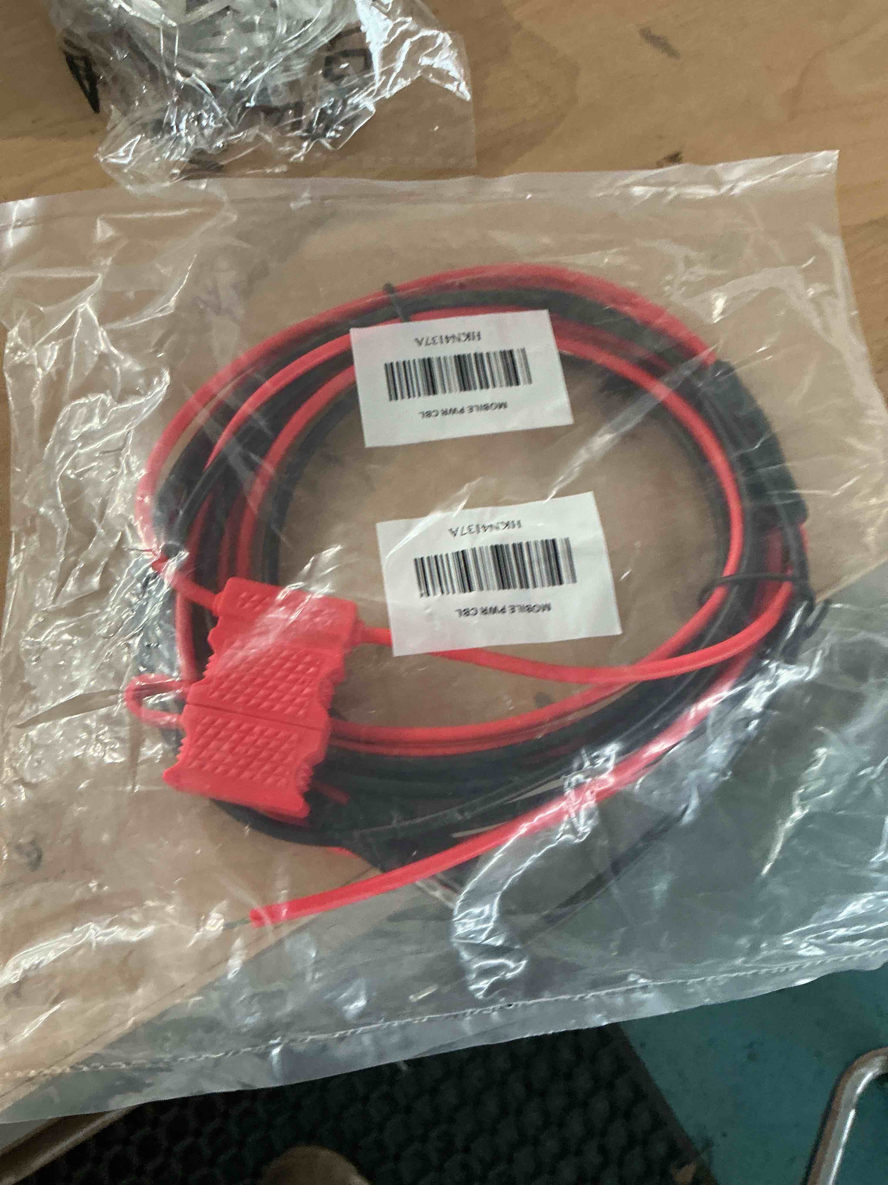 Condition photo showing New/Like New for 3m hkn4137a dc power cable cord wire for motorola pm400 cm200 cm300 cdm750 cdm1250 hkn4137 two way mobile radios