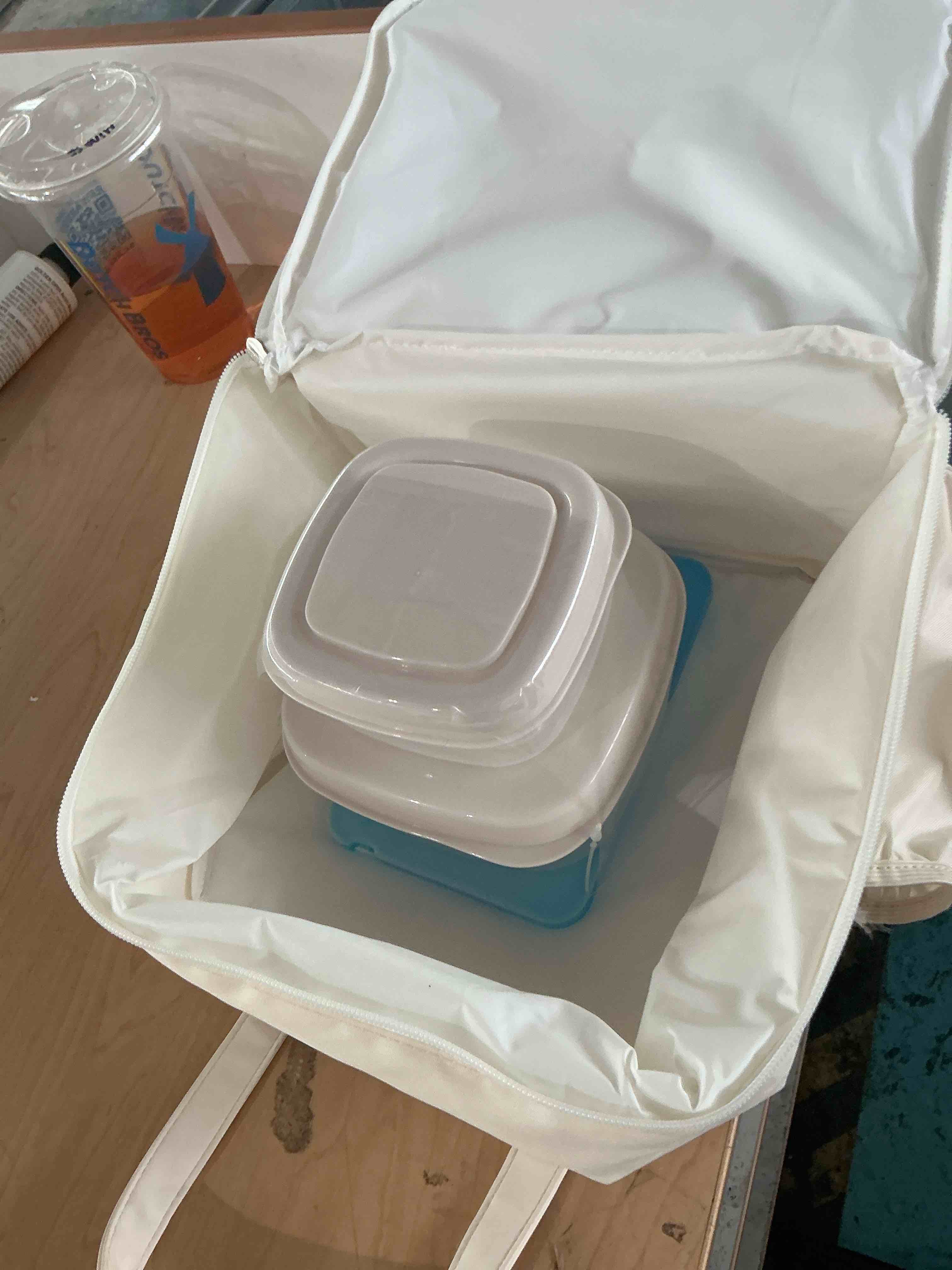 Condition photo showing New/Like New for insulated lunch box for women men, cooler lunch containers for adults, reusable tote bag for work travel office picnic outdoor, leakproof large capacity bags with aluminum foil and zipper, apricot