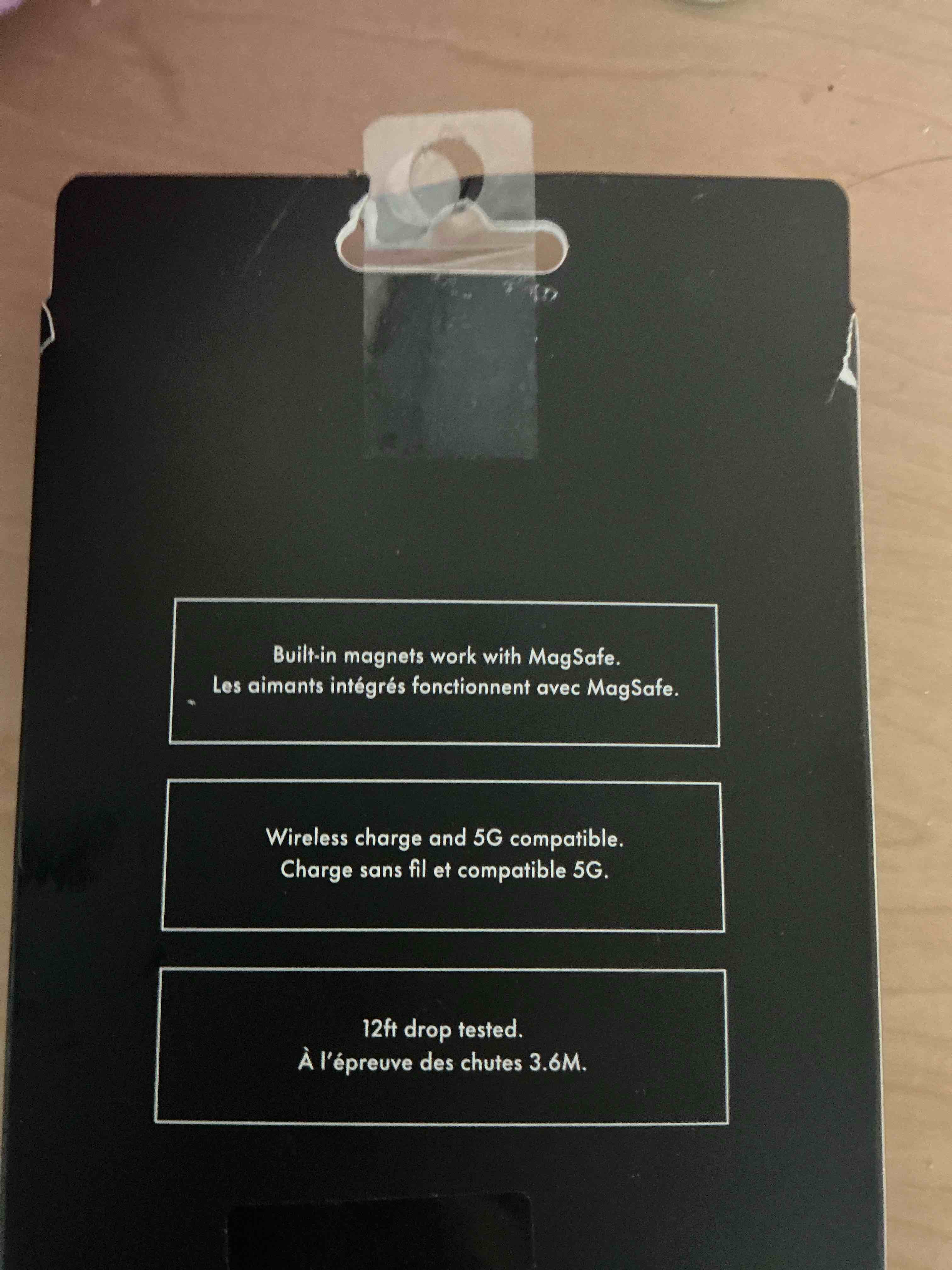Condition photo showing New/Like New for kate spade, new york protective case for iphone 15 pro max 12 drop protection