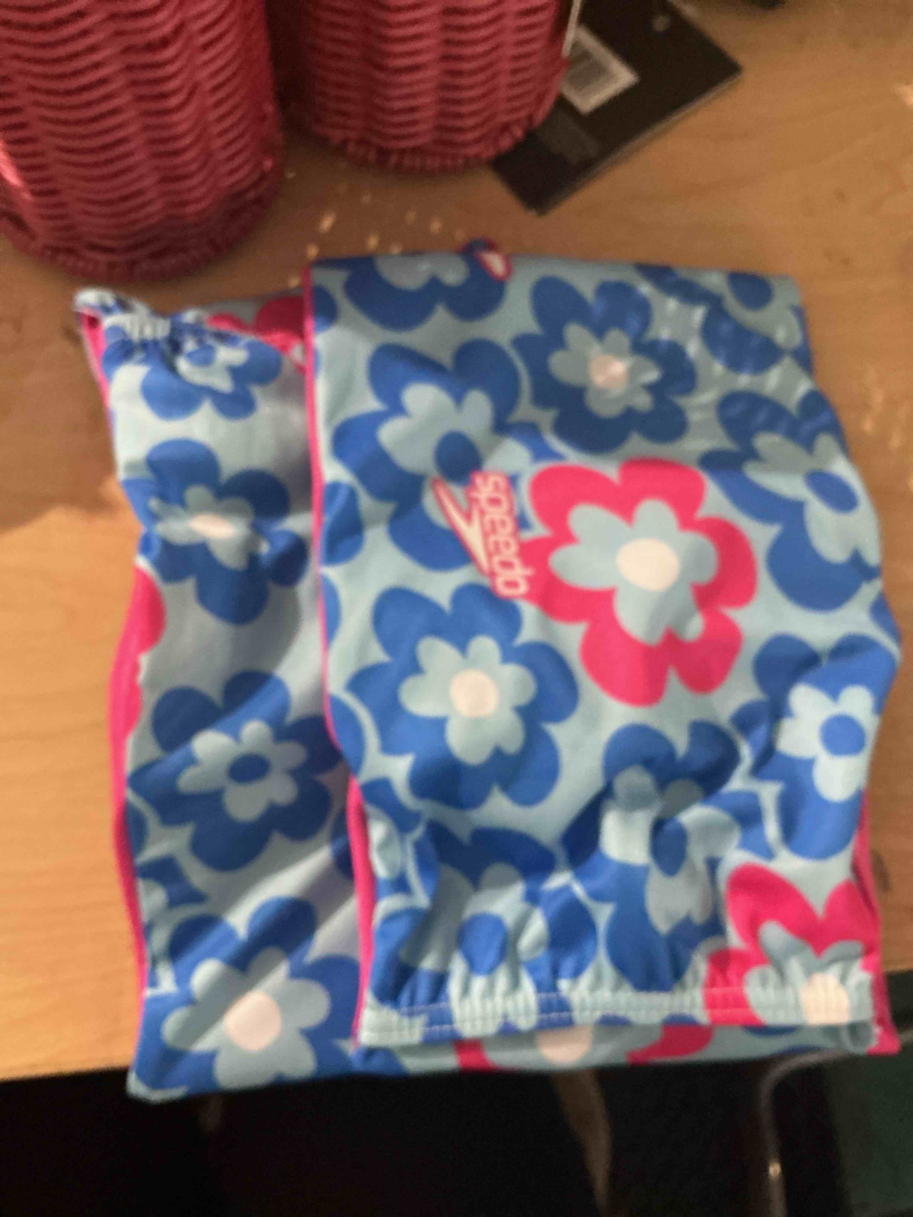 Condition photo showing New/Like New for speedo unisex-child swim arm bands begin to swim