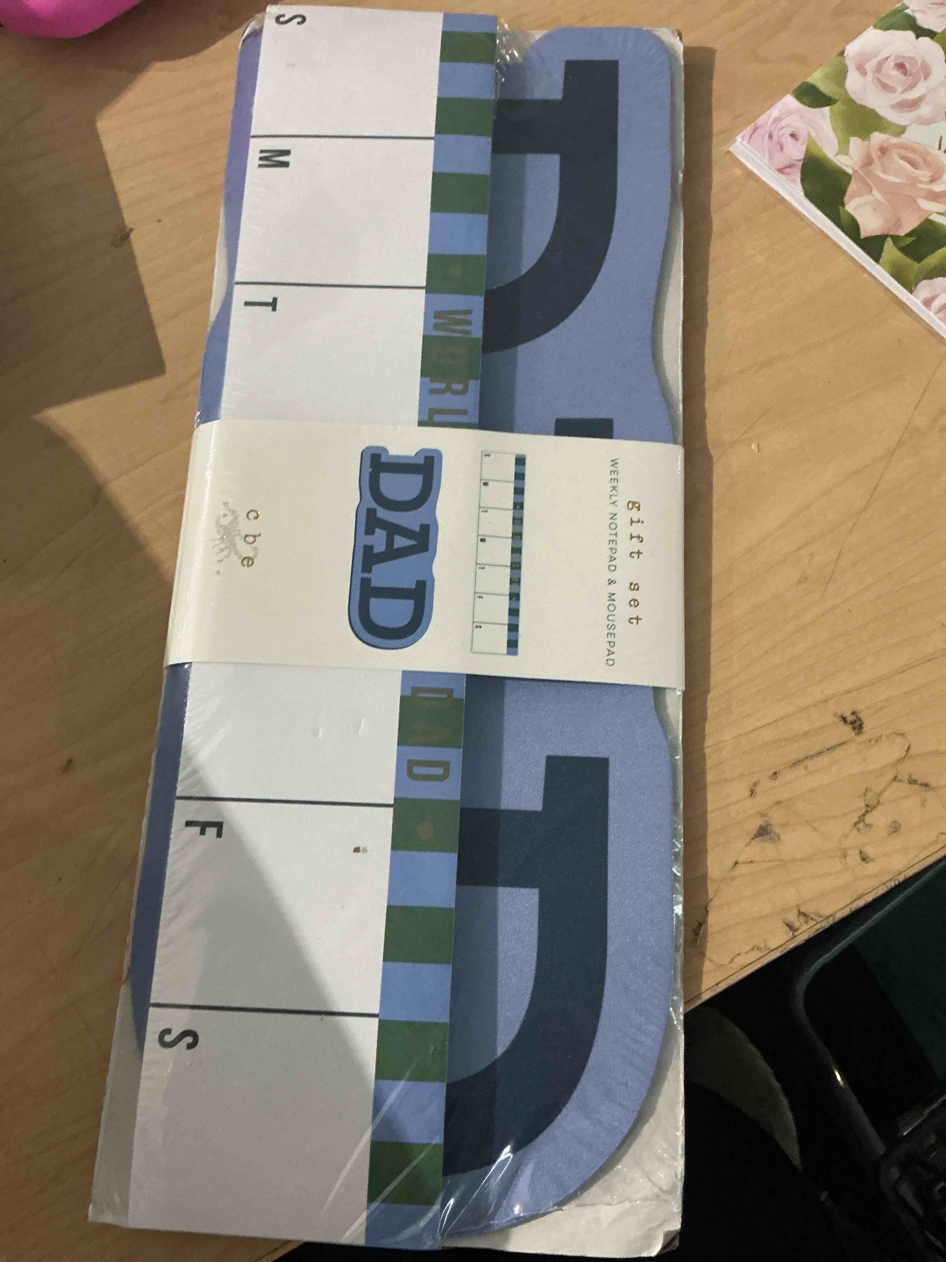 gift set weekly notepad, and mouse pad