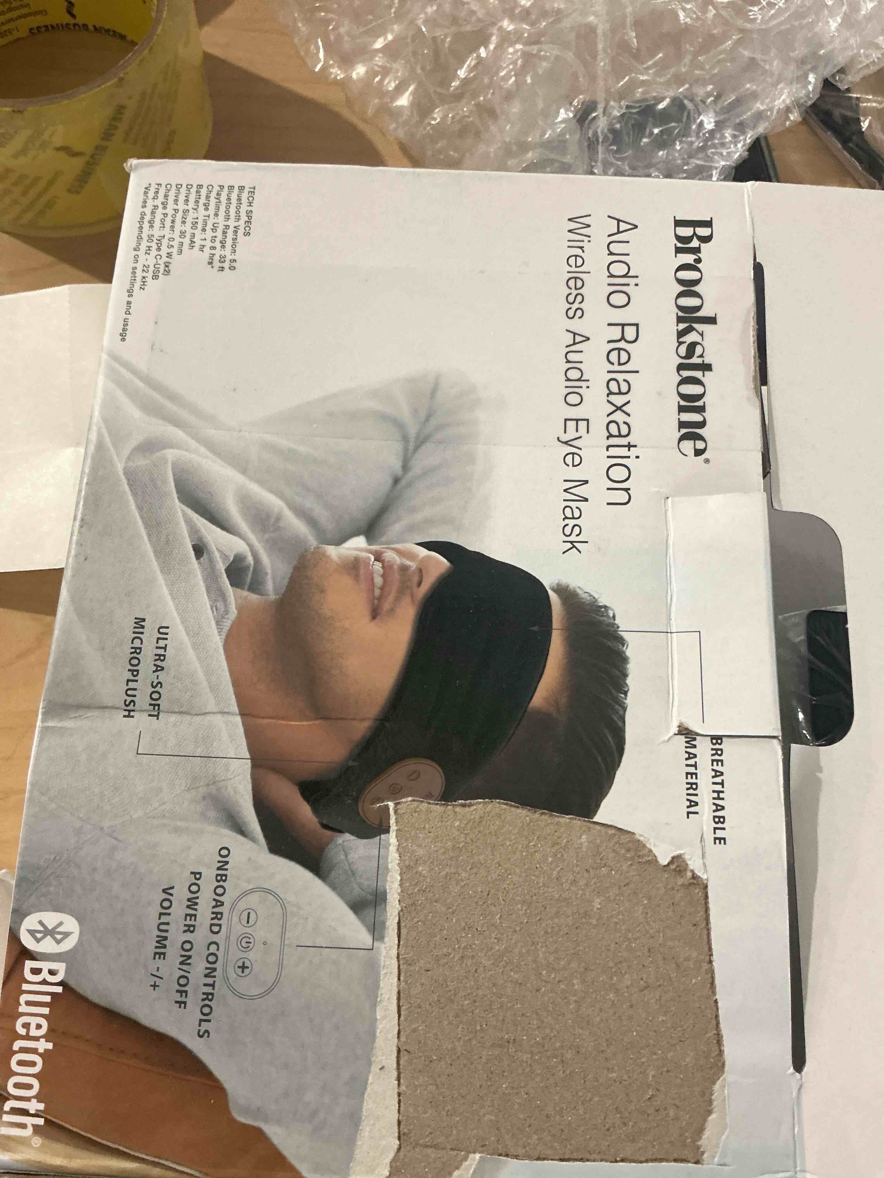 Condition photo showing Good Condition for brookstone, audio relaxation, wireless audio eye mask