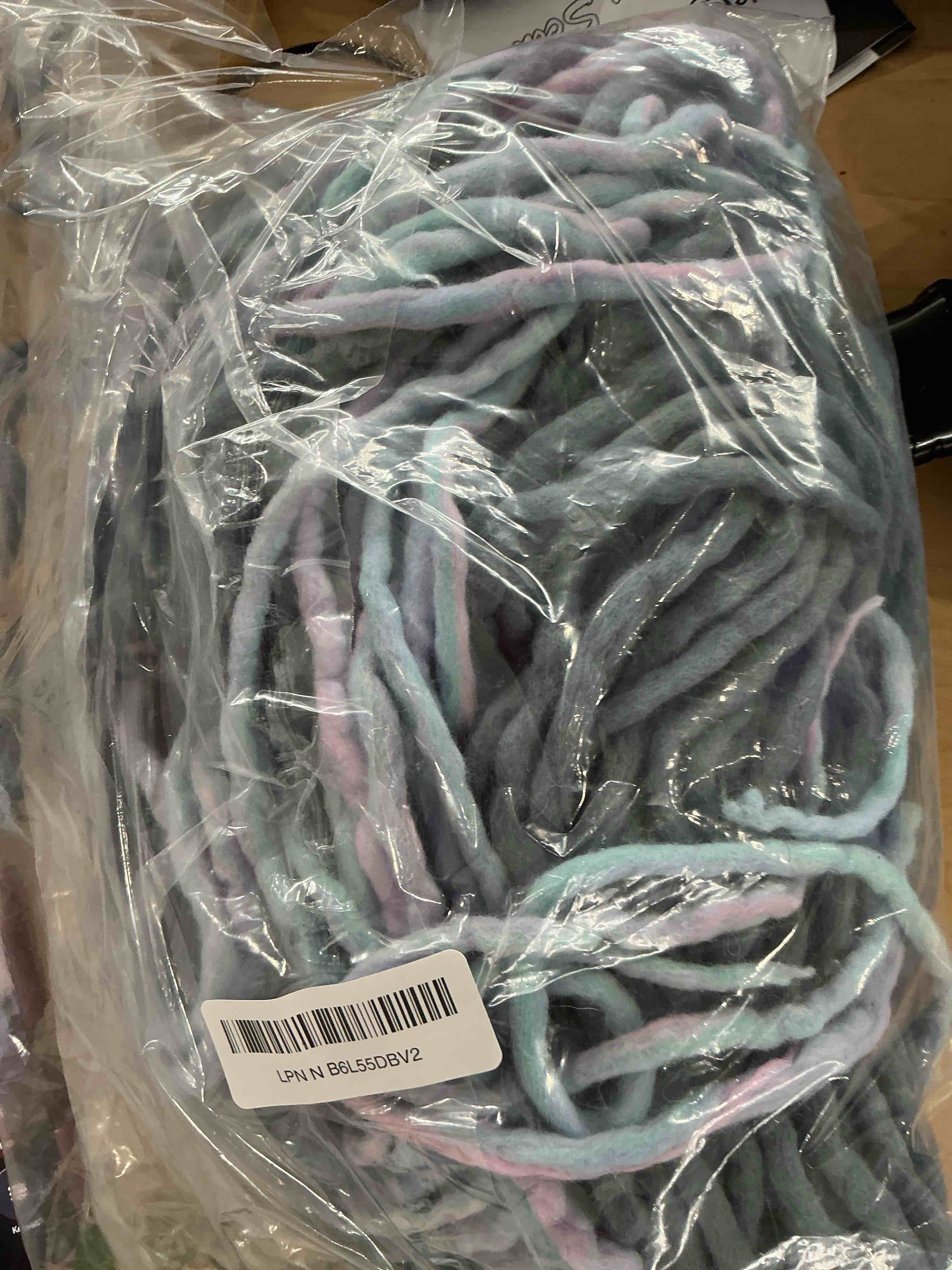 Condition photo showing New/Like New for 22 inch mixed light blue wool dreadlock extensions double ended strands dreadlocks for women double ended wool dreads with de dreads extensions mixed light blue 22 inch