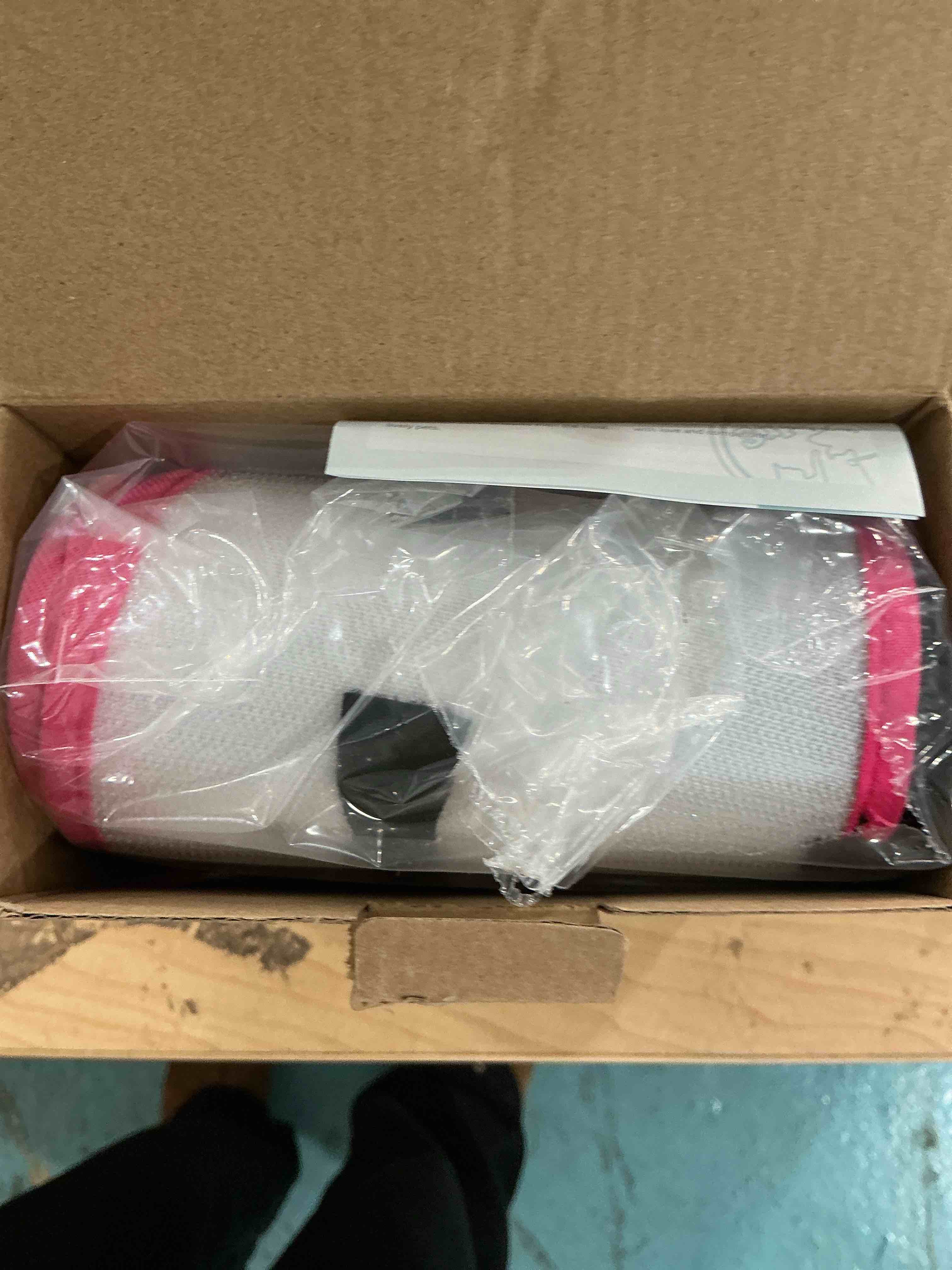 Condition photo showing New/Like New for supet raised inflatable dog cone collar to stop licking, soft dog cone alternative after surgery, doggie neck donut collar for small medium large dogs donut pink xl(neck 14"-18")