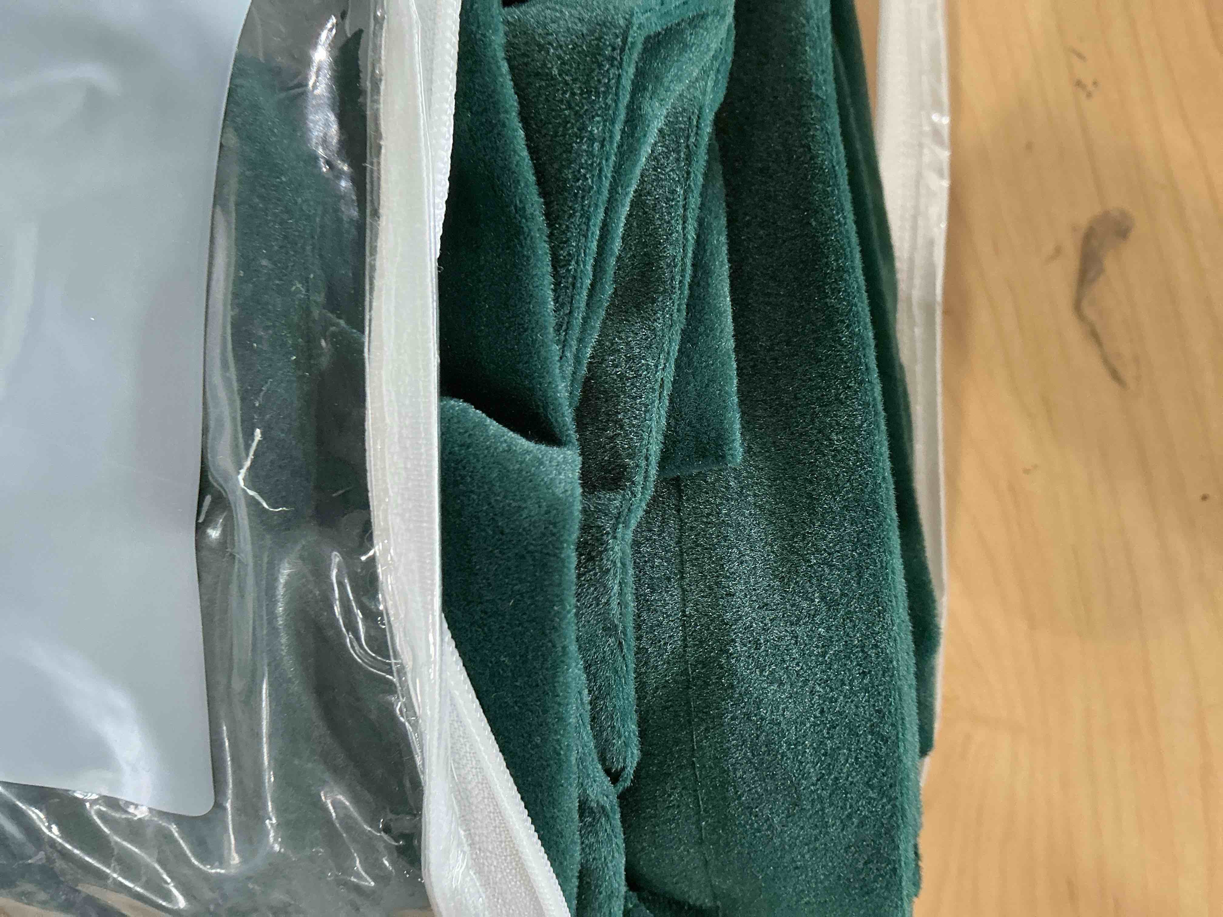 https://s3.amazonaws.com/lotting-images-prod/NonstopDeals/PNK4930738_1774378993765.jpeg