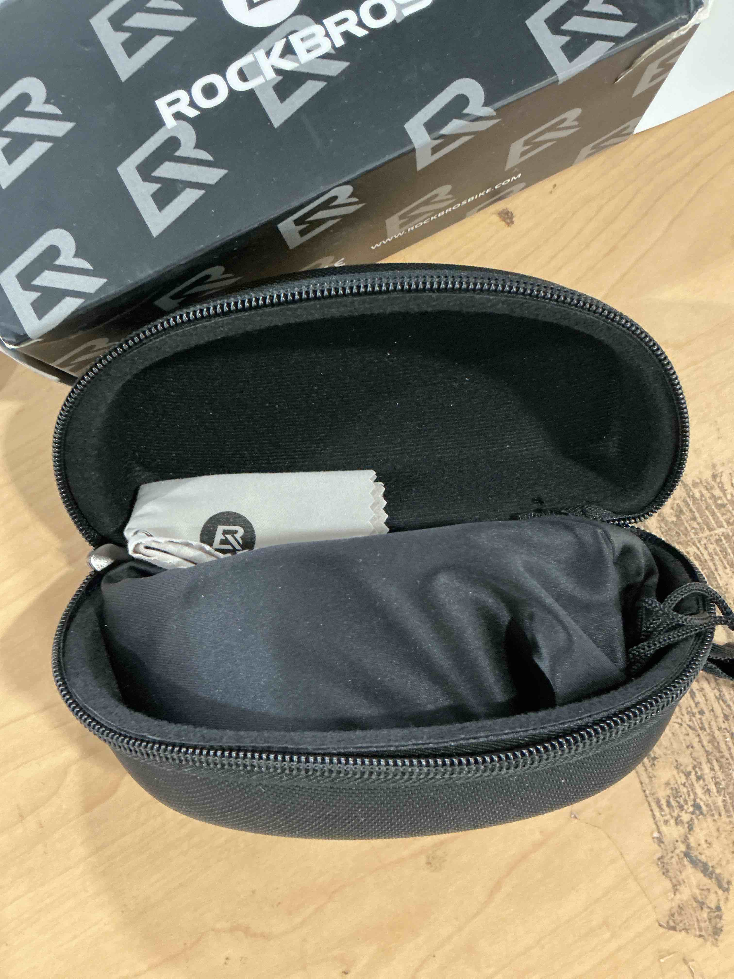 https://s3.amazonaws.com/lotting-images-prod/NonstopDeals/PNK4932163_1774631603649.jpeg