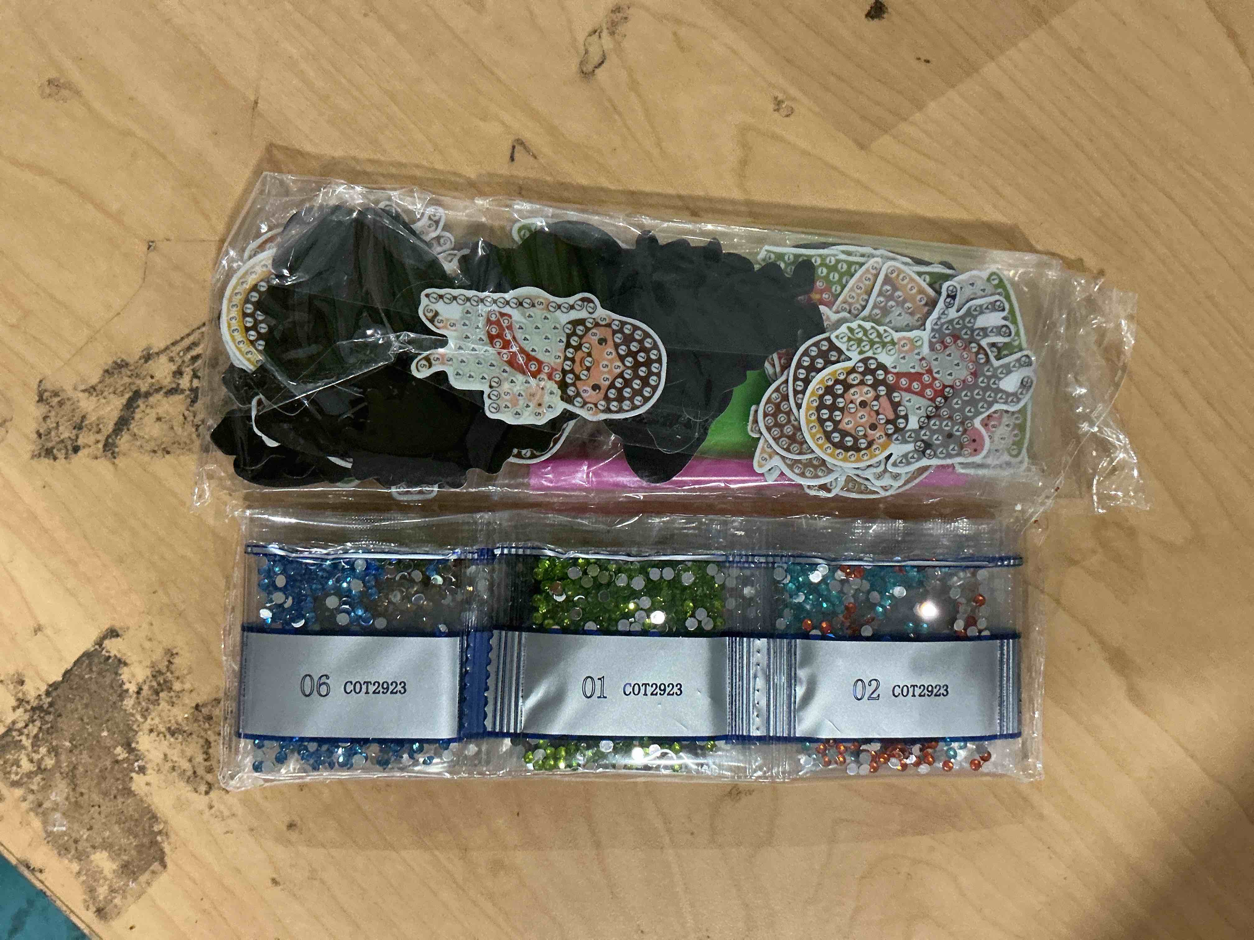 Condition photo showing New/Like New for 30 pcs diamond art magnet kits for adults beginner magnetic jesus diy diamond painting kits for special shape gem art crafts fridge refrigerator magnet for beginners gifts advent beige