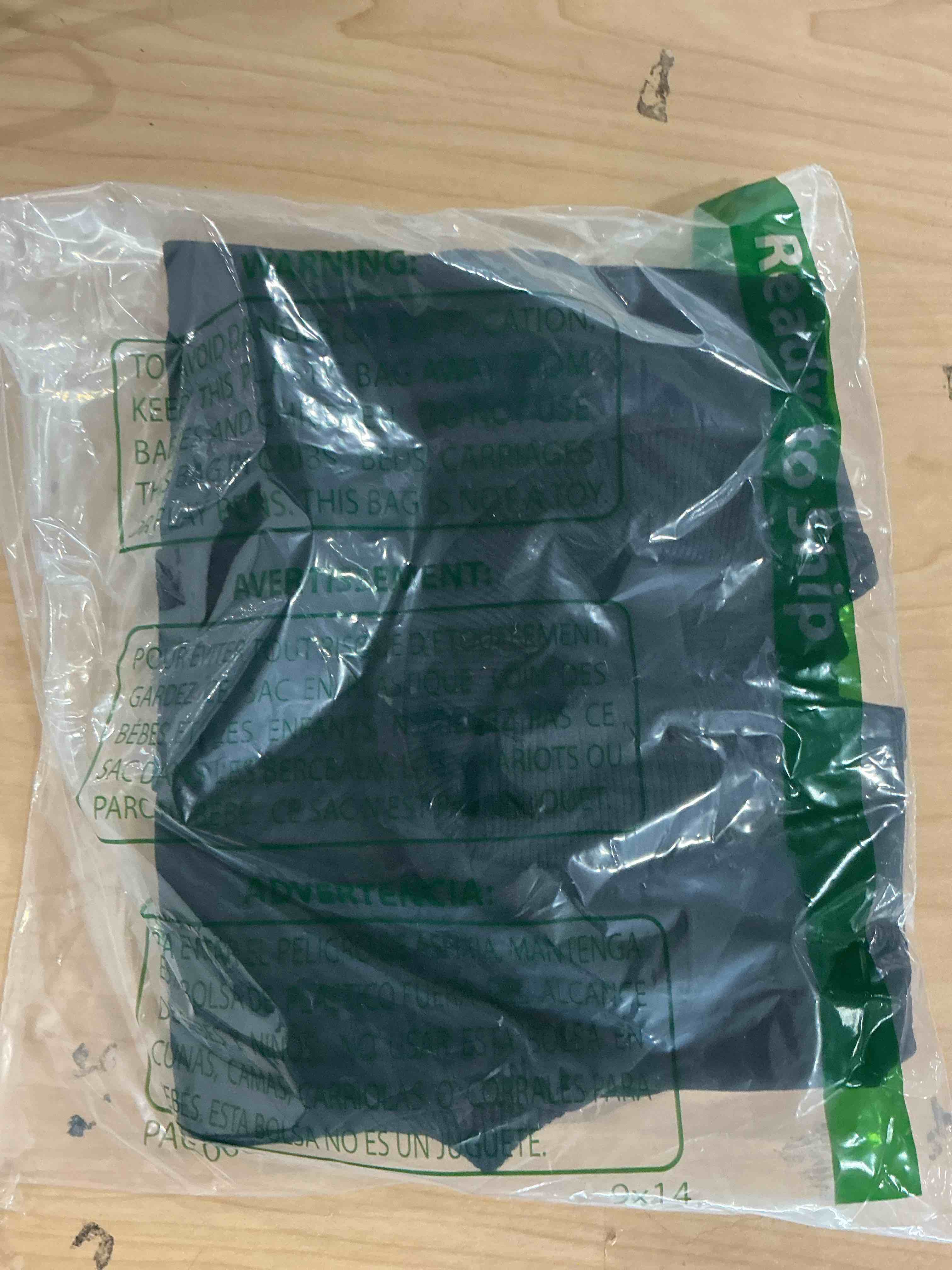 Condition photo showing New/Like New for fuamey dog recovery suit male,dogs surgery neuter suits puppy spay shirts for female protect dog's skin anti licking abdominal wounds doggie onesie pet bodysuit alternative to cone black s s(back:11.4-13.4in,wt:7-15lbs) black