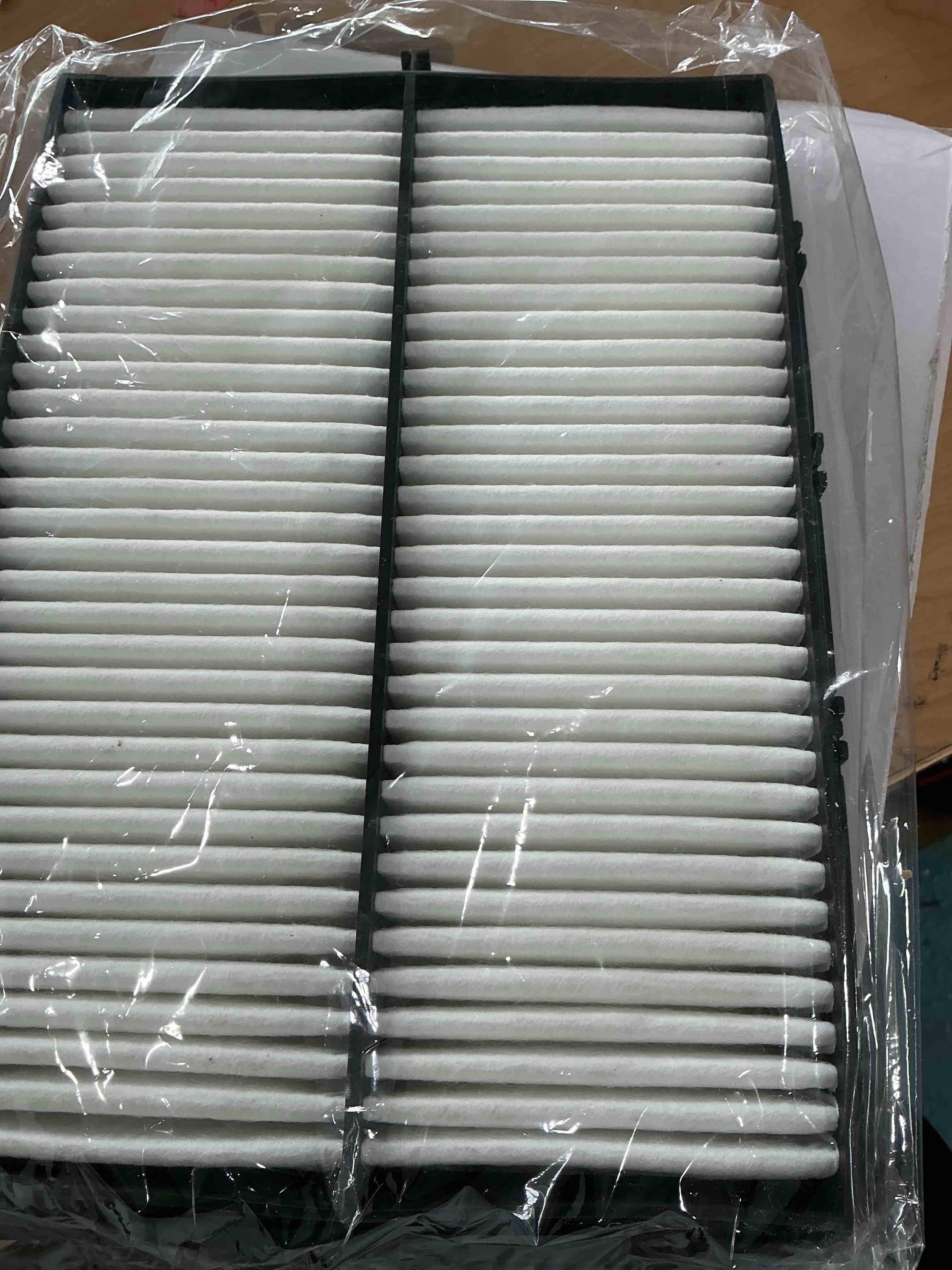 Condition photo showing New/Like New for apeixoto engine air filter compatible with 19-20 hyundai santa fe, 15-21 palisade, santa fe sport & kia sedona, 20-23 telluride, 16-20 sorento with oe ca11943 28113a9100 28113-a9100