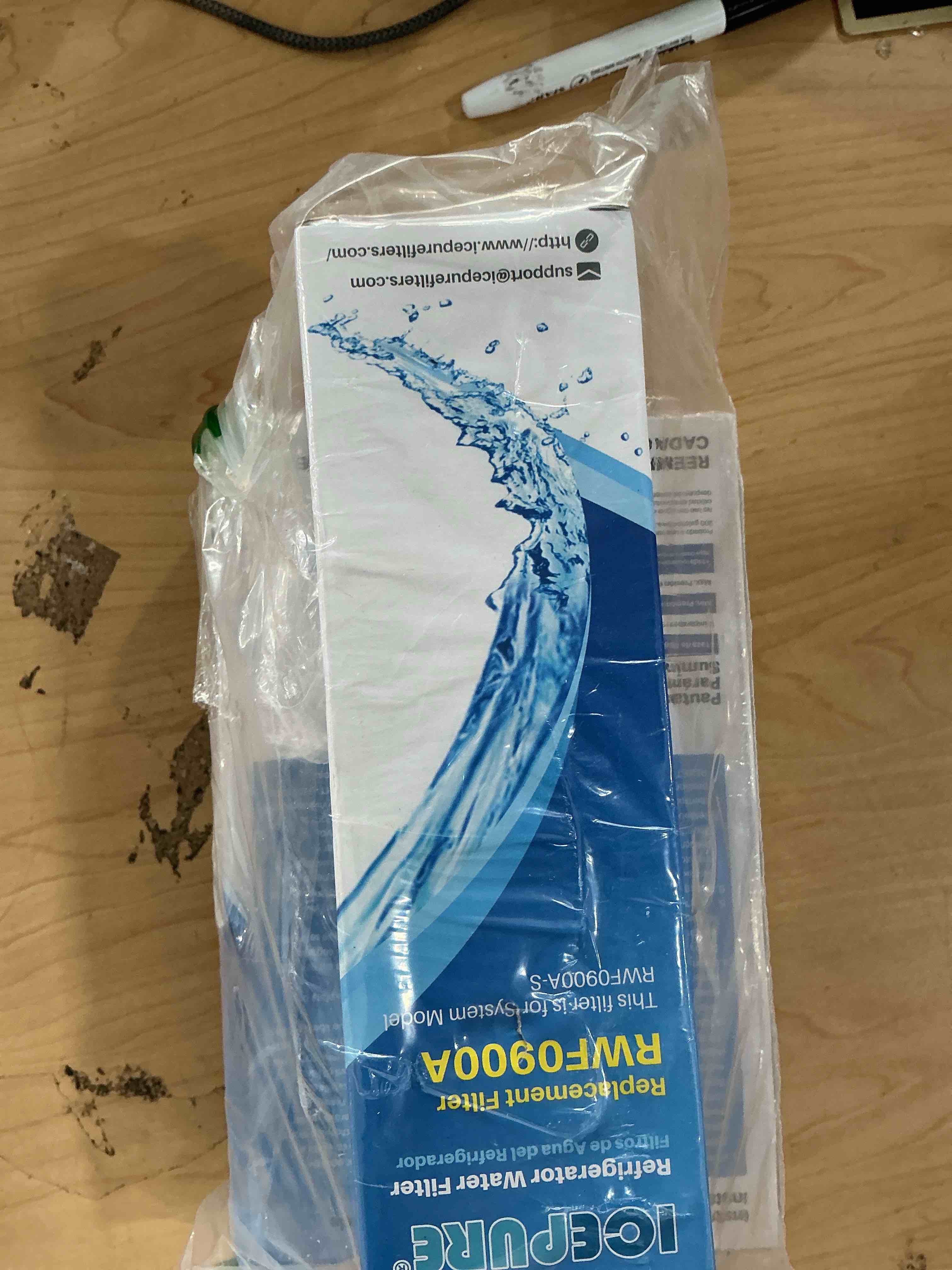 Condition photo showing Good Condition for icepure ukf8001 compatible with whirlpool edr4rxd1, 4396395, maytag ukf8001, ukf8001axx, everydrop refrigerator water filter 4, rfc0900a, ukf8001axx-200, ukf8001p, 469006, pur, puriclean ii, pack of 3